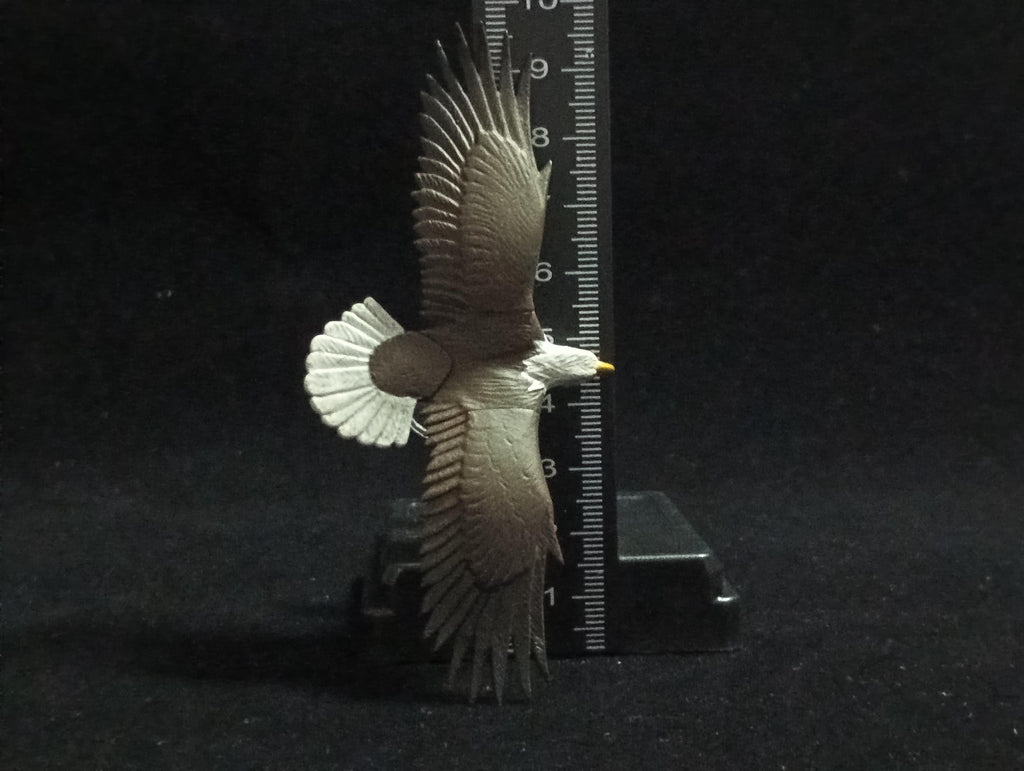 Miniature Bald eagle Figurine - Kaiyodo