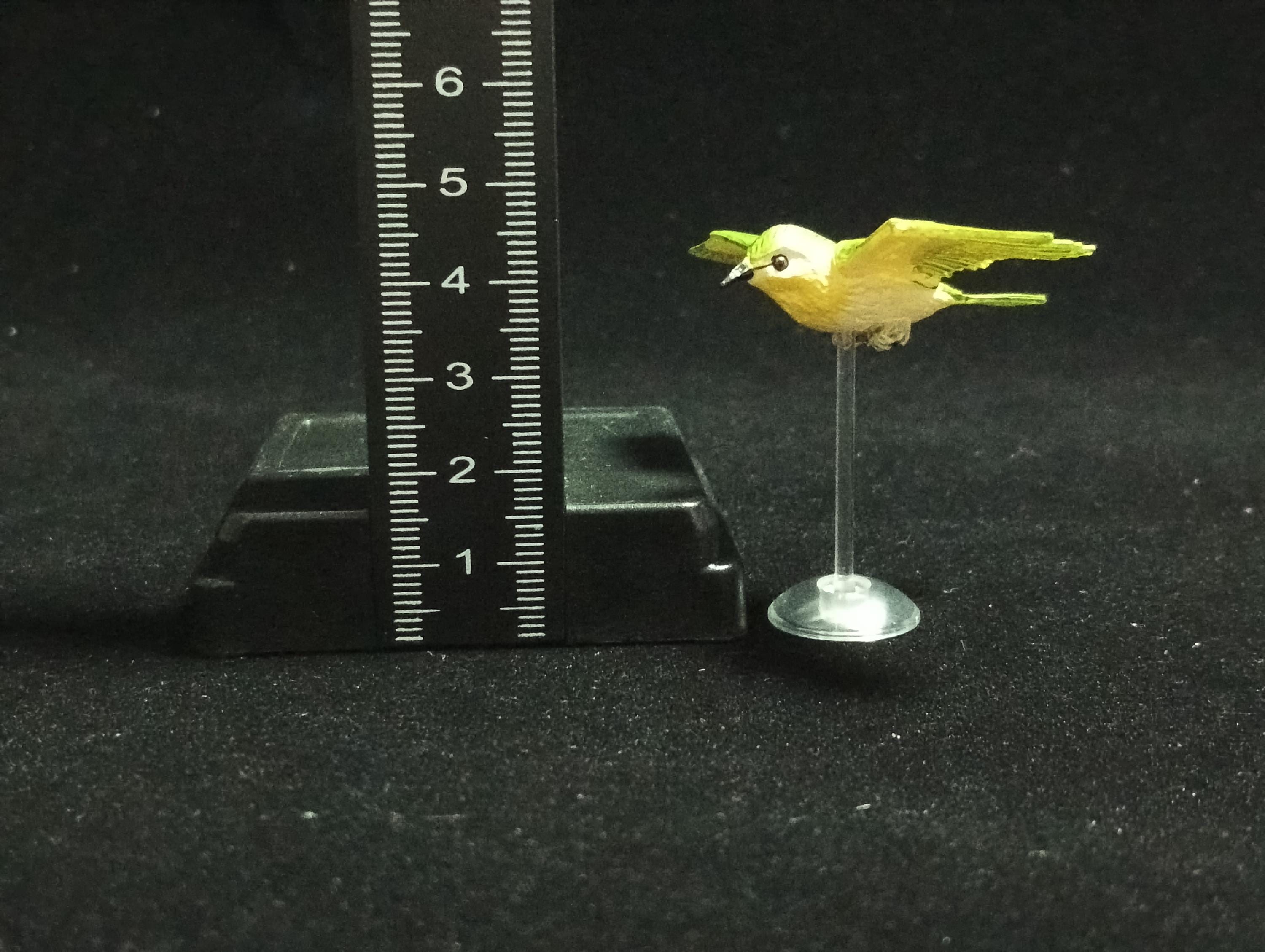 Miniature Japanese white-eyed bird Figurine - Kaiyodo