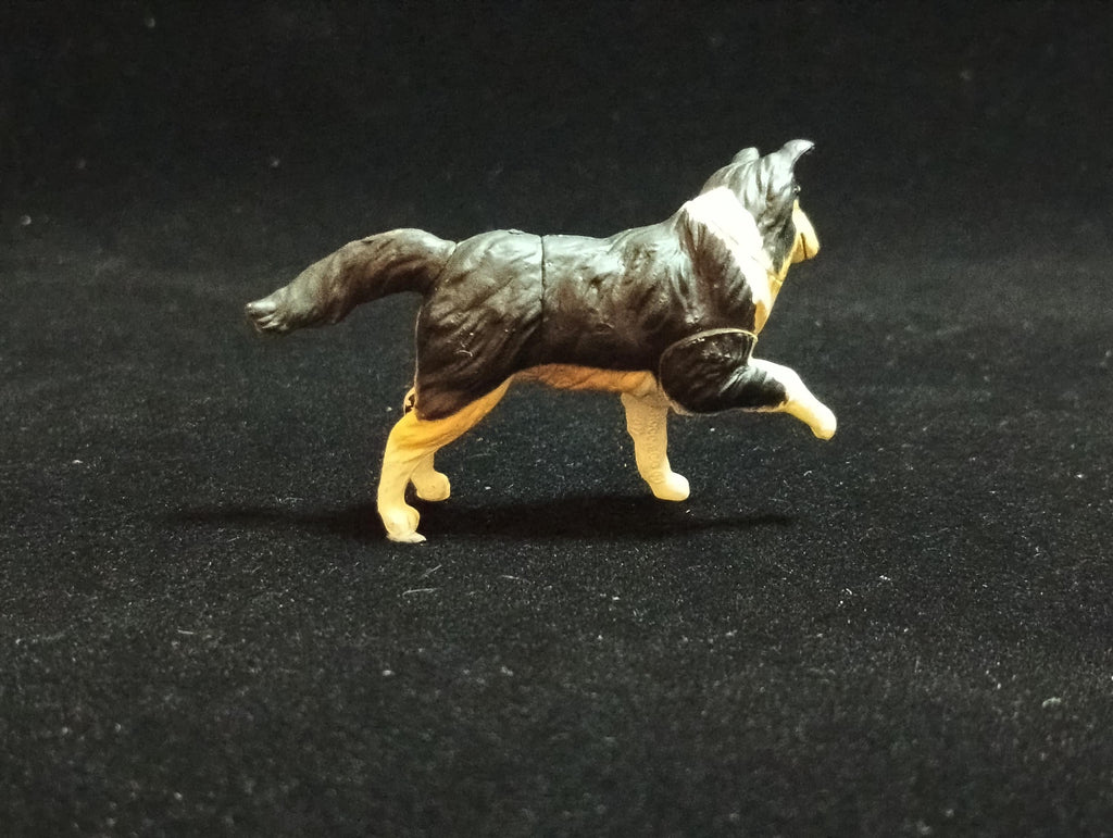 Miniature Ruff Shepherd Dog (Black) Figurine - Furuta