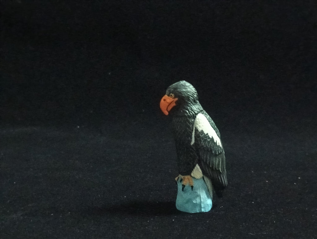 Miniature Steller's sea eagle Figurine - Furuta