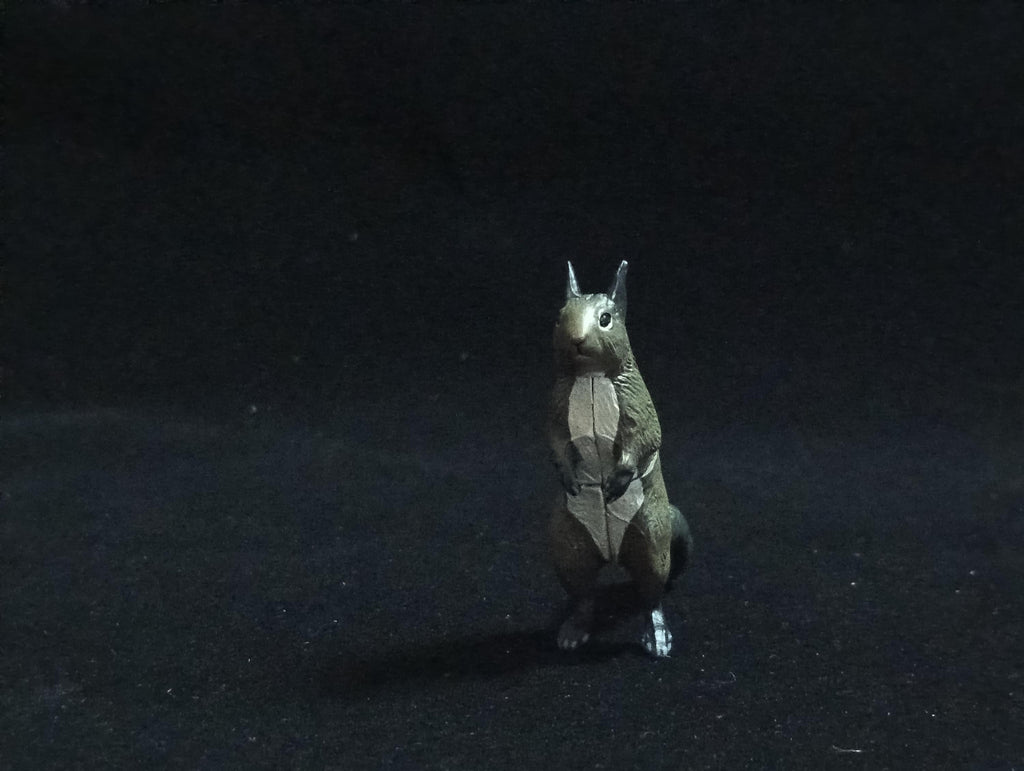 Miniature Eurasian Red Squirrel Figurine - Furuta