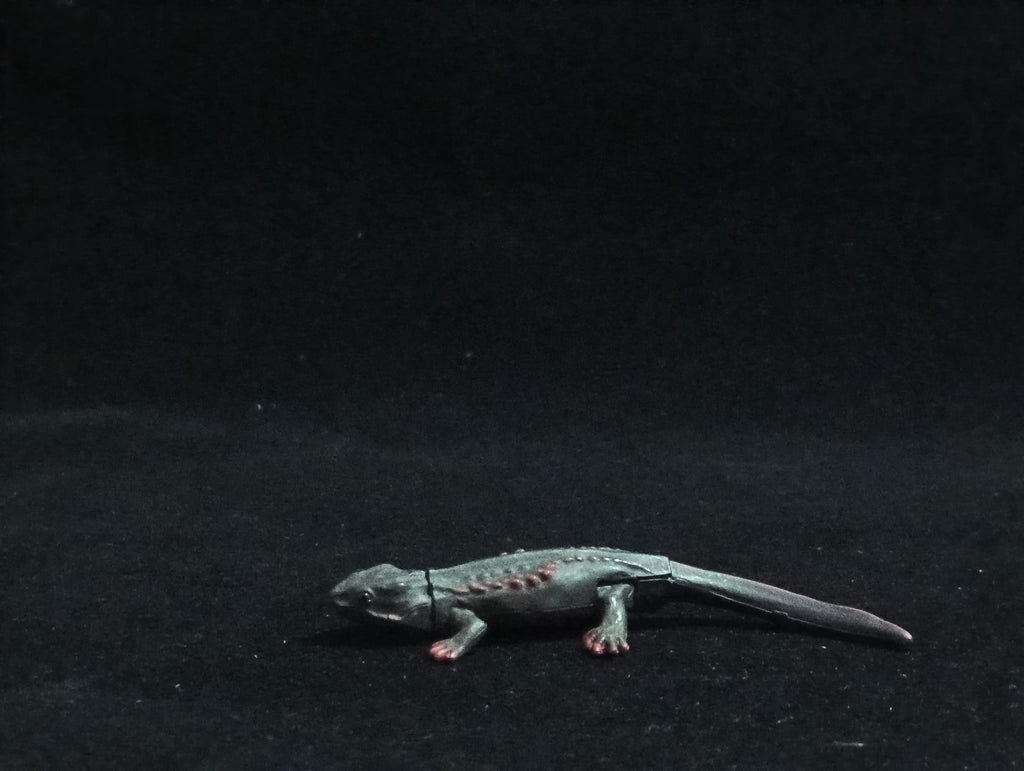 Miniature Newt Figurine - Furuta