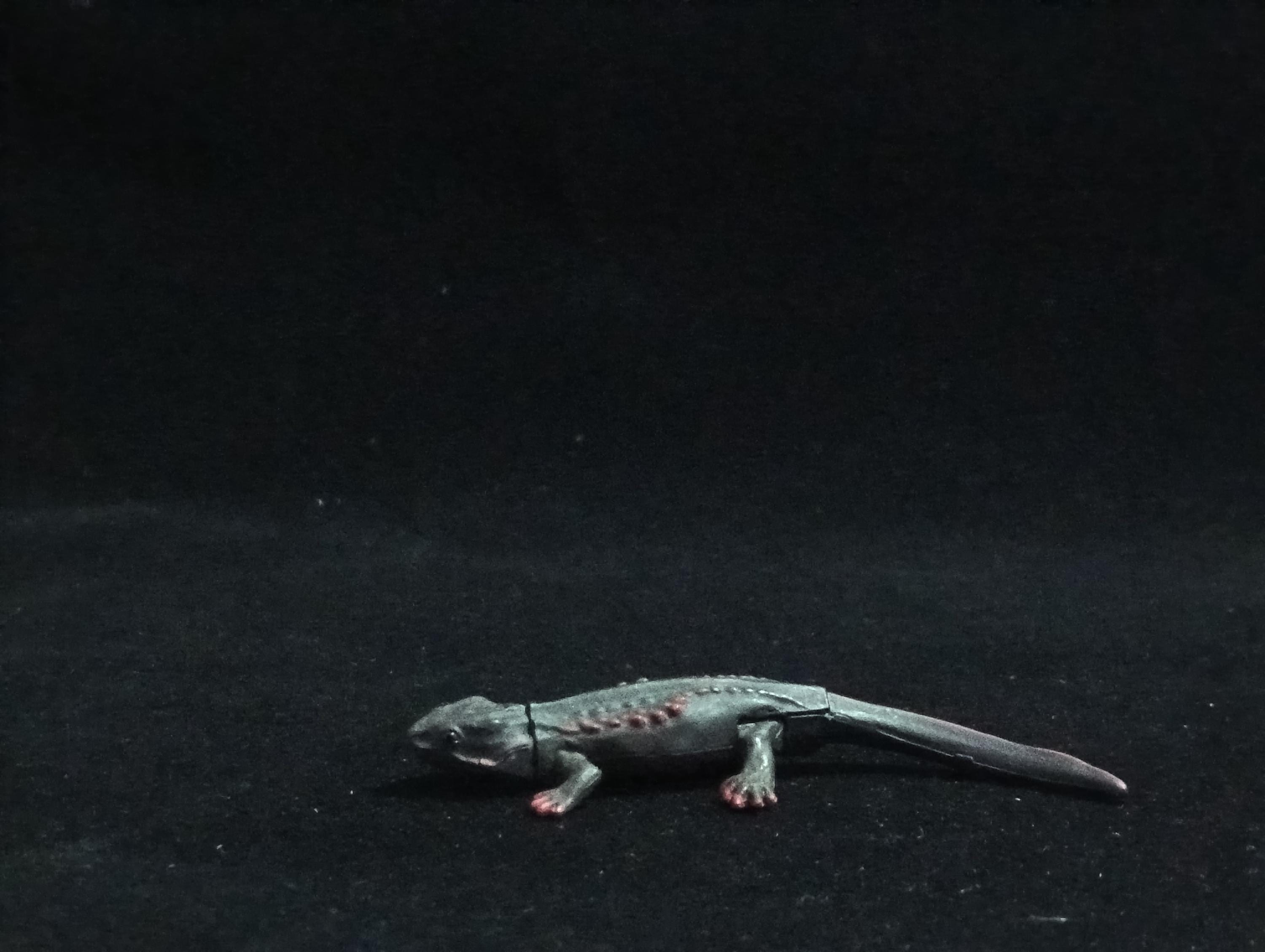 Miniature Newt Figurine - Furuta