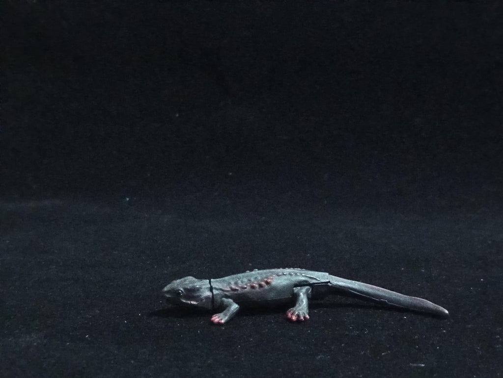 Miniature Newt Figurine - Furuta