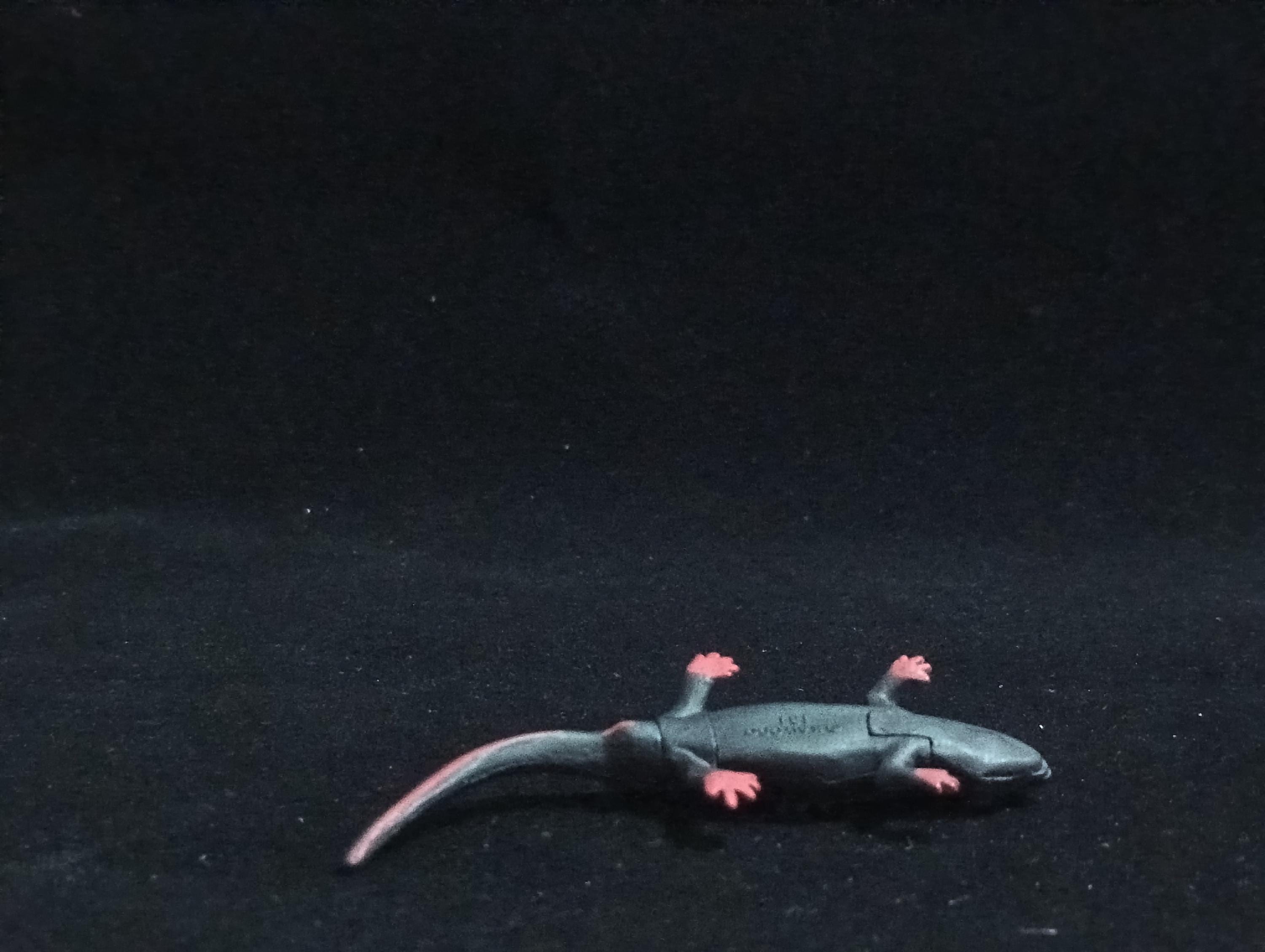 Miniature Newt Figurine - Furuta