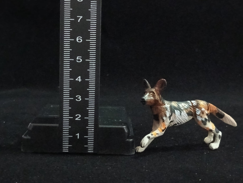 Miniature African wild dog Figurine - Furuta