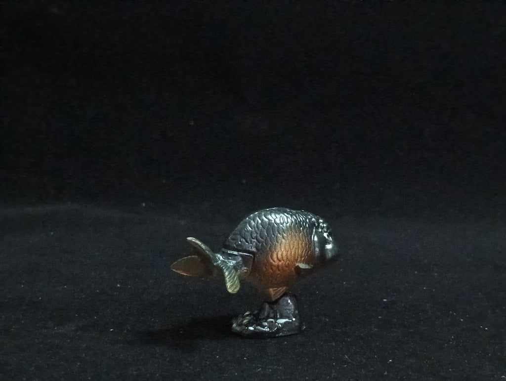 Miniature ranchu goldfish Figurine - Furuta