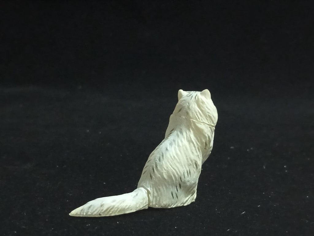 Miniature Persian Cat(White) Figurine - Furuta