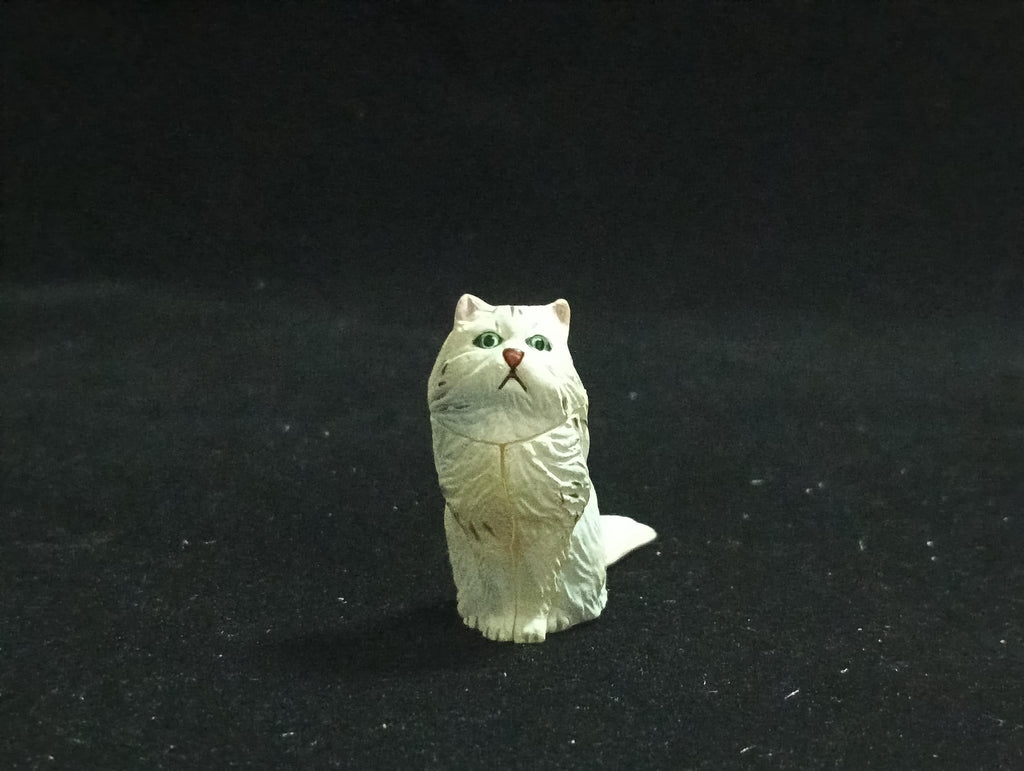 Miniature Persian Cat(White) Figurine - Furuta