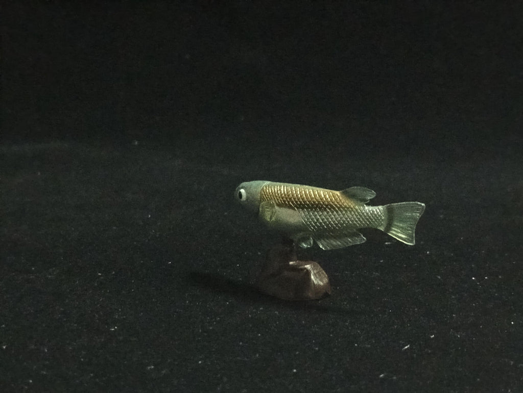 Miniature Western Honshu killifish (medaka) Figurine - Furuta