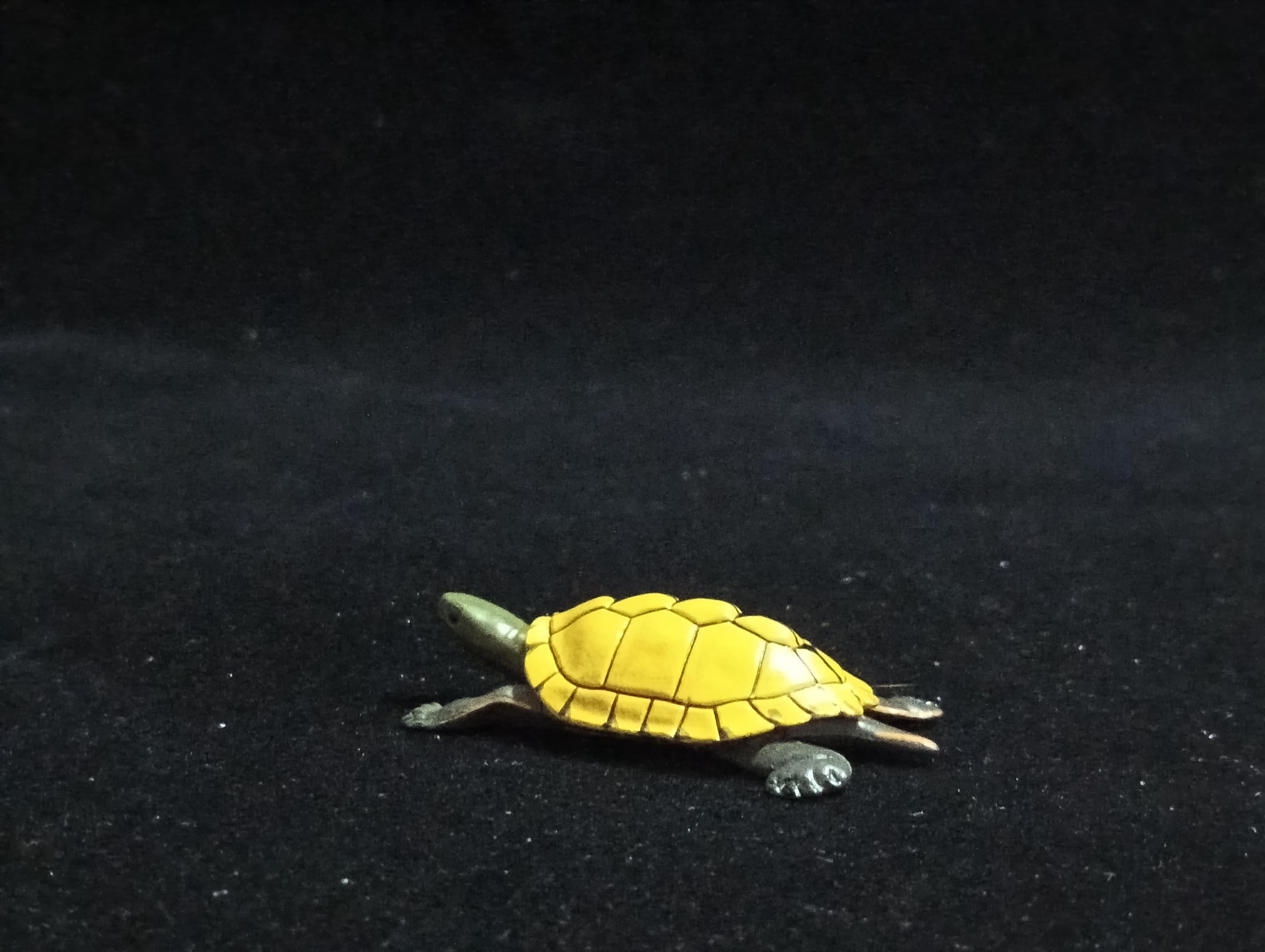 Miniature Japanese Sea Turtle Figurine - Furuta