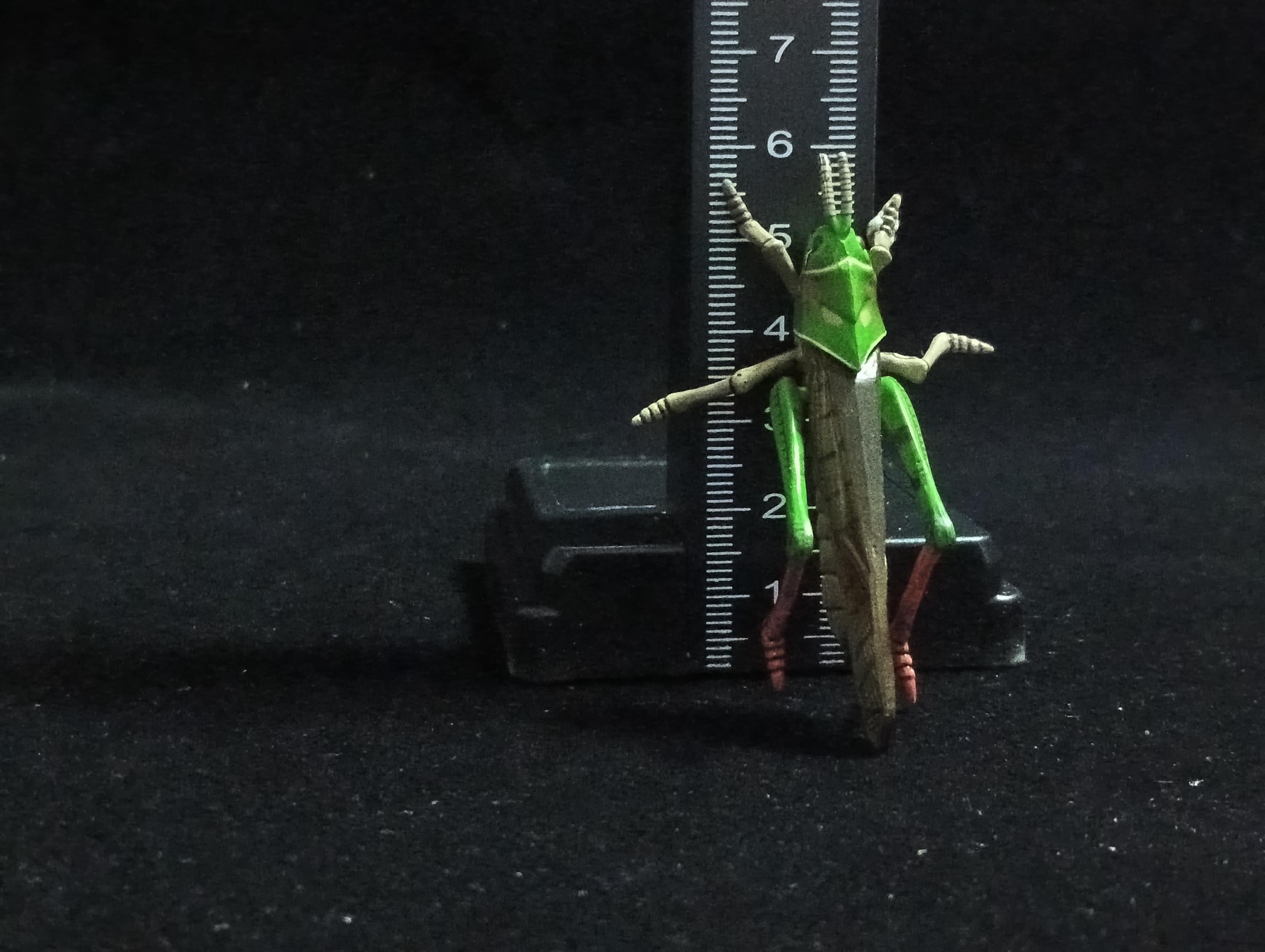 Miniature Migratory Locust Figurine - Furuta