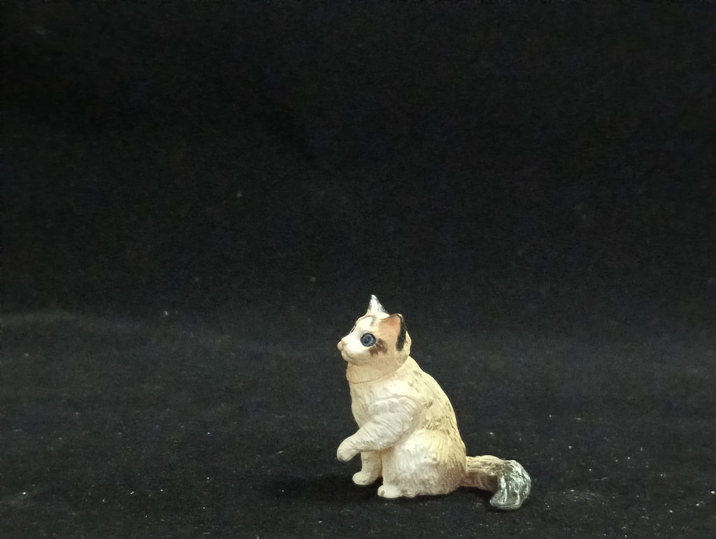 Miniature Seal Point Bicolor(Grey-White) Figurine - Furuta