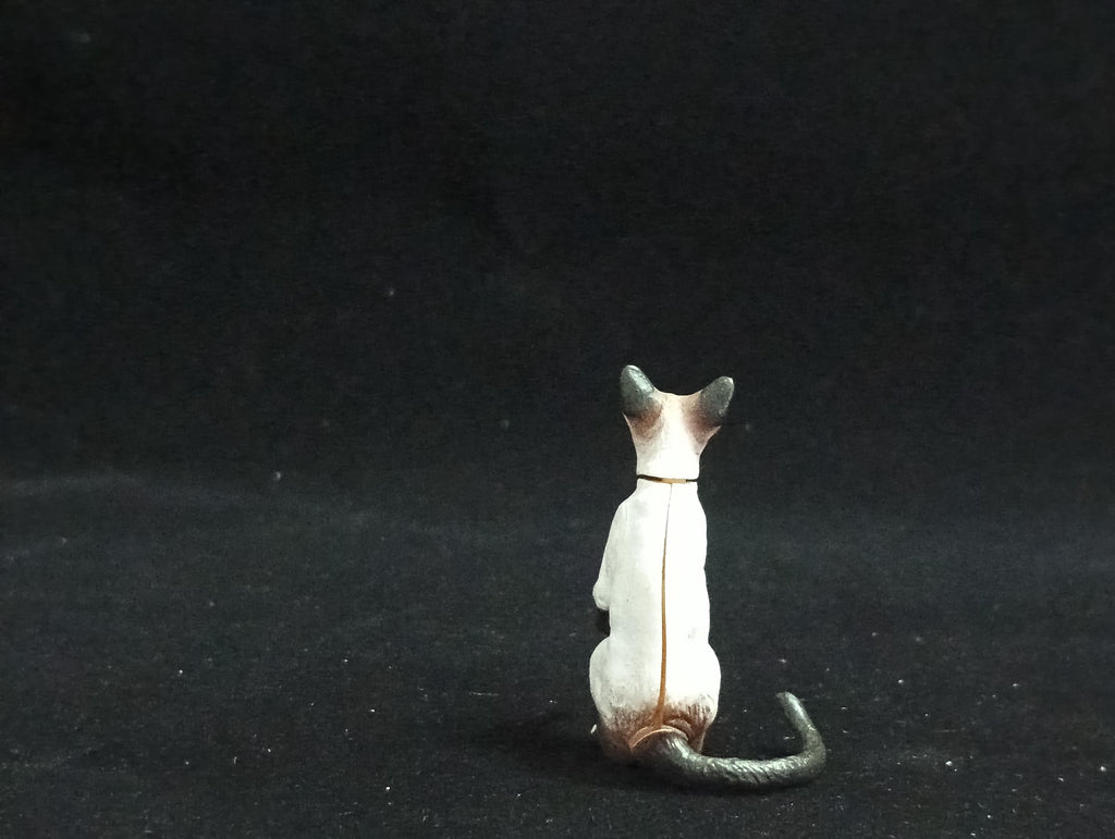 Miniature Siamese cat Figurine - Furuta