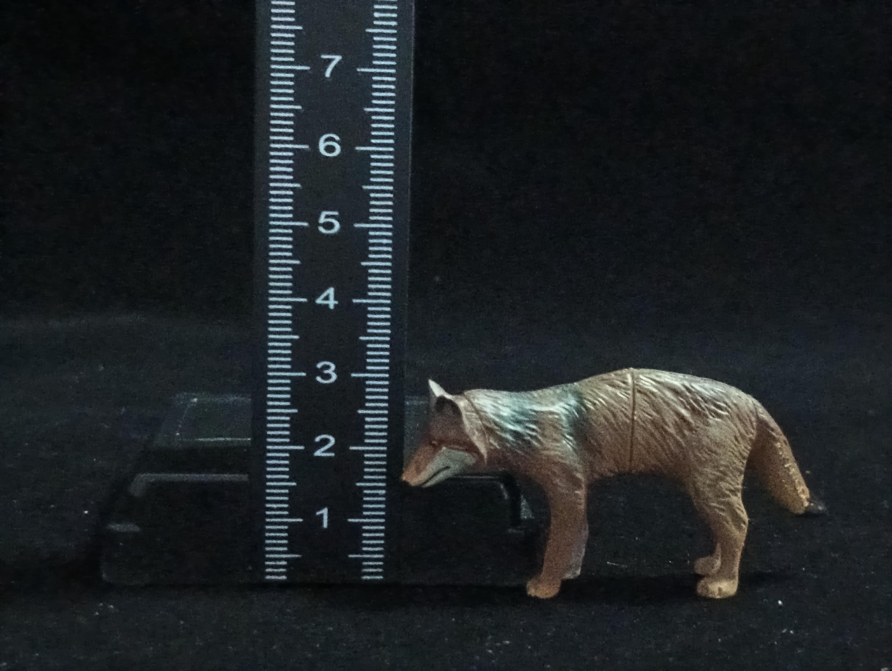 Miniature Japanese wolf Figurine - Furuta
