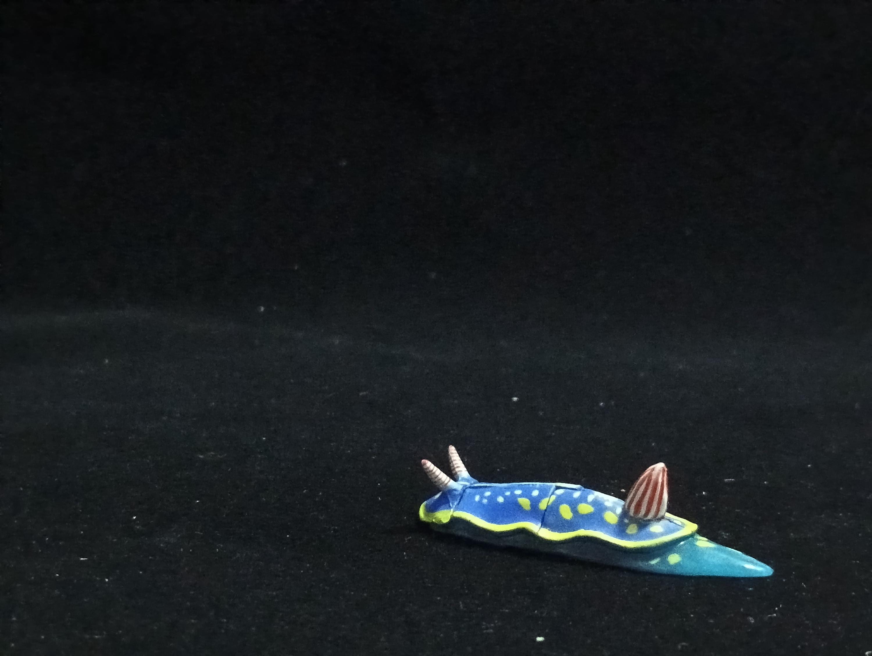 Miniature Sea slug (blue) Figurine - Furuta