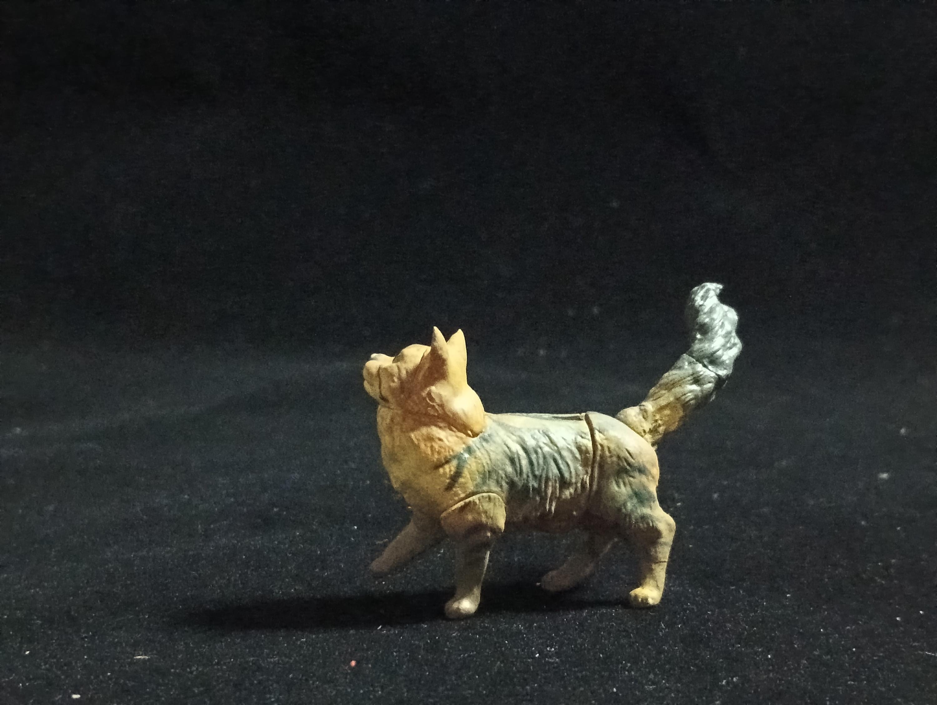 Miniature Burmese Cat (Tea & Black) Figurine - Furuta
