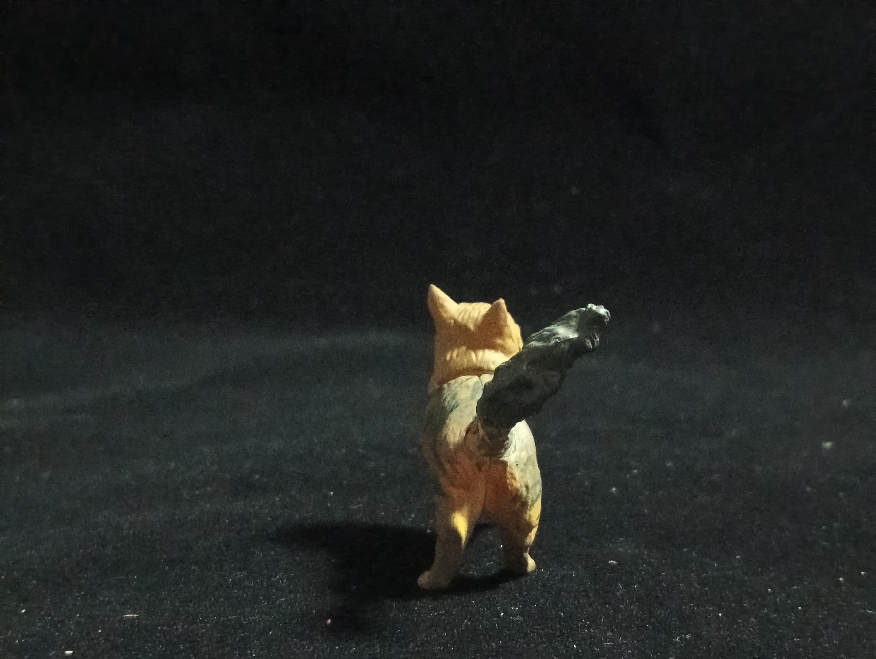 Miniature Burmese Cat (Tea & Black) Figurine - Furuta