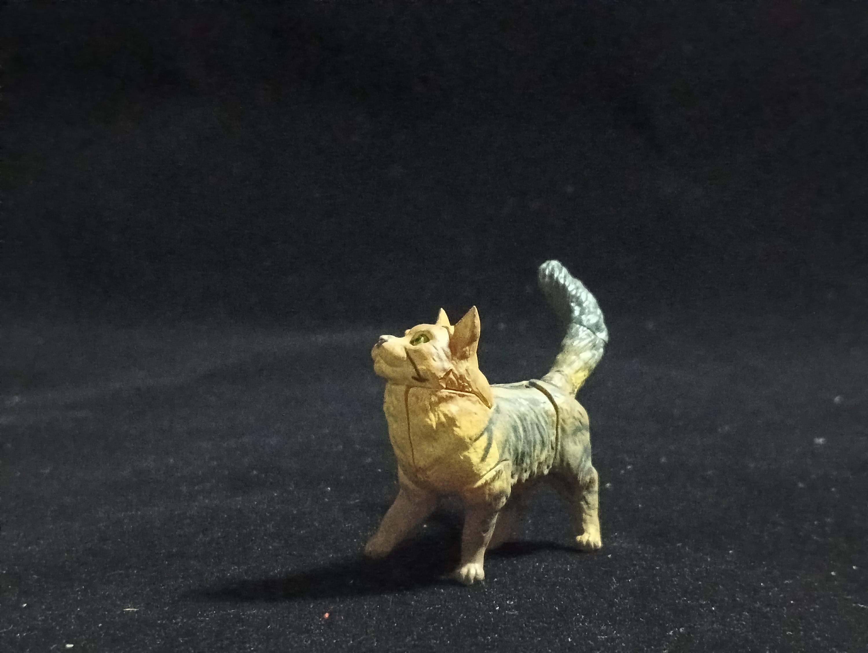 Miniature Burmese Cat (Tea & Black) Figurine - Furuta