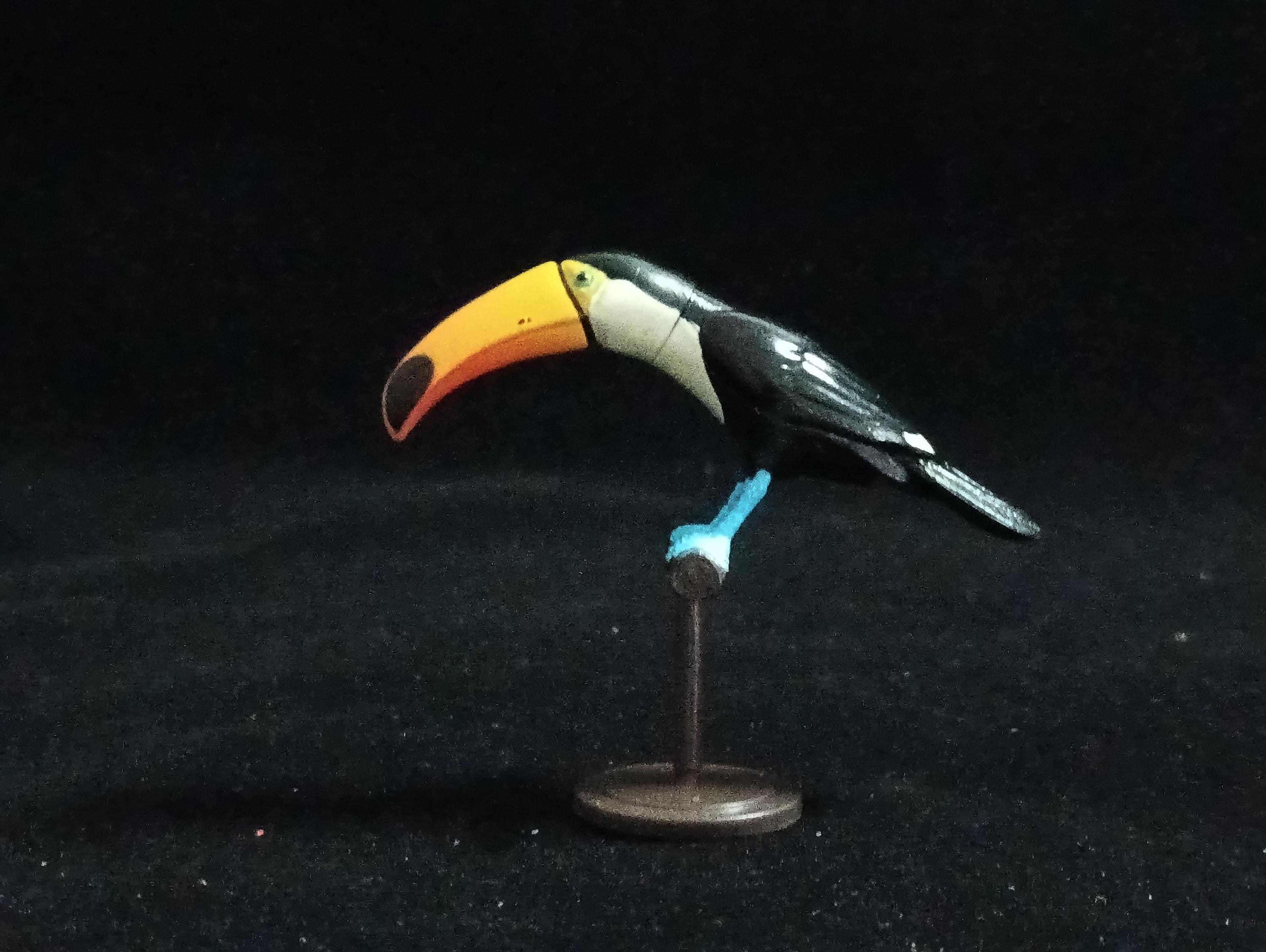 Miniature Ramphastos toco Figurine - Furuta