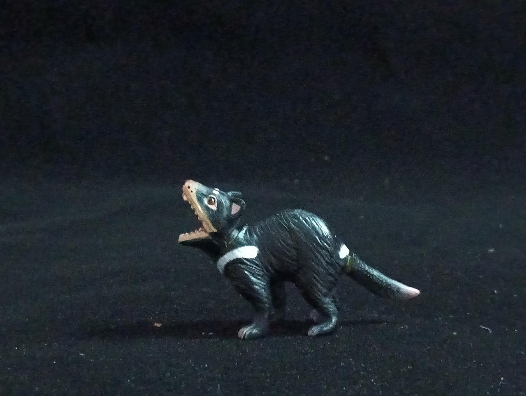 Miniature Tasmanian Devil Figurine - Furuta