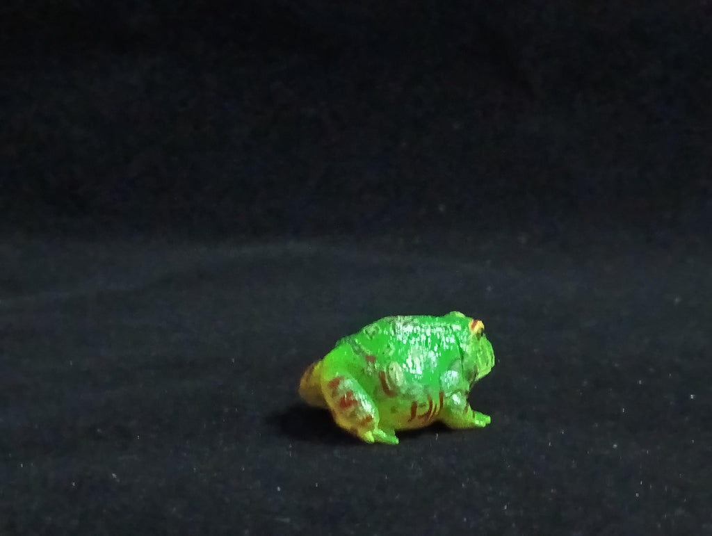 Miniature Argentine Horned Frog Figurine - Furuta