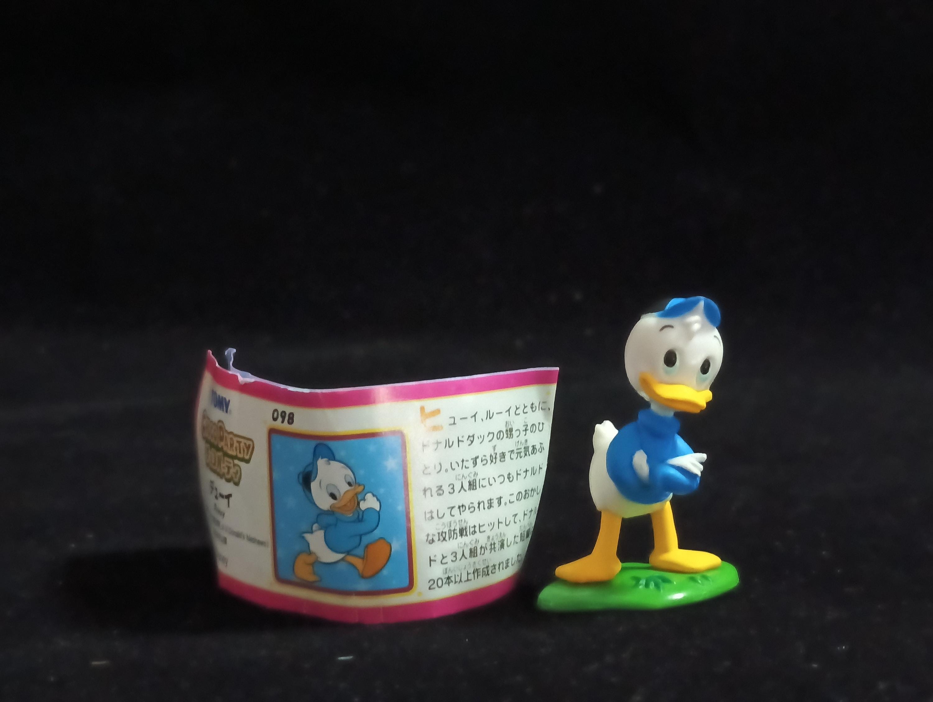 Miniature Disney Choco Party Ducktales Deweky Figurine - Tomy