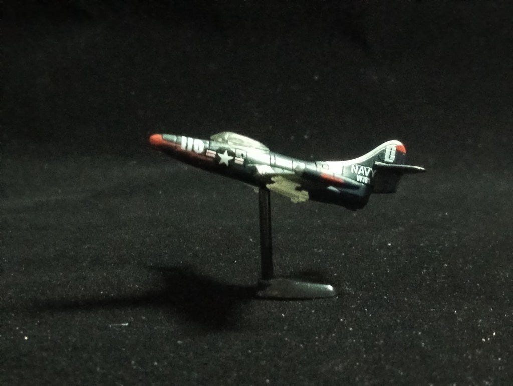 Grumman F9F-2 Panther - Furuta Fighter Aircraft Vol.4 No.72
