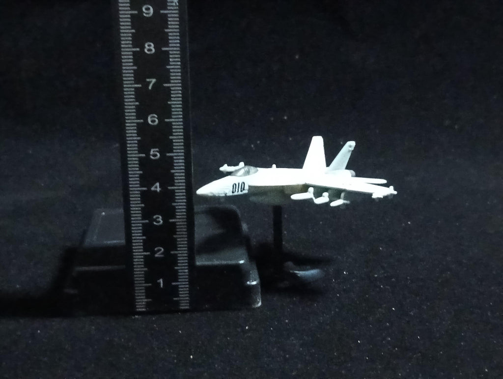 McDonnell Douglas F/A-18E/F Super Hornet - Furuta Fighter Aircraft Vol.4 No.76