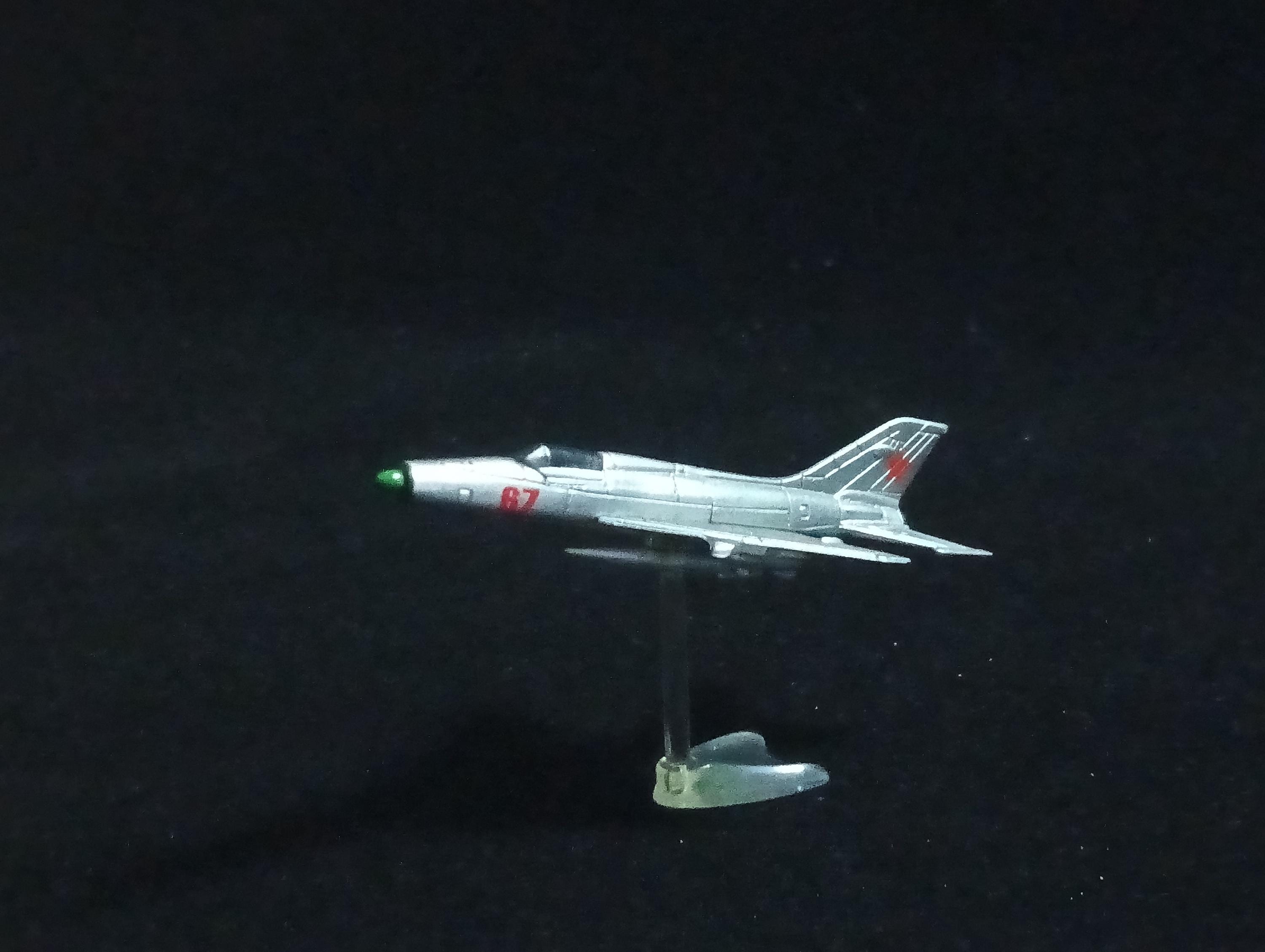 MAPO MiG-21 PF Fish Bed D - Furuta Fighter Aircraft Vol.2 No.30