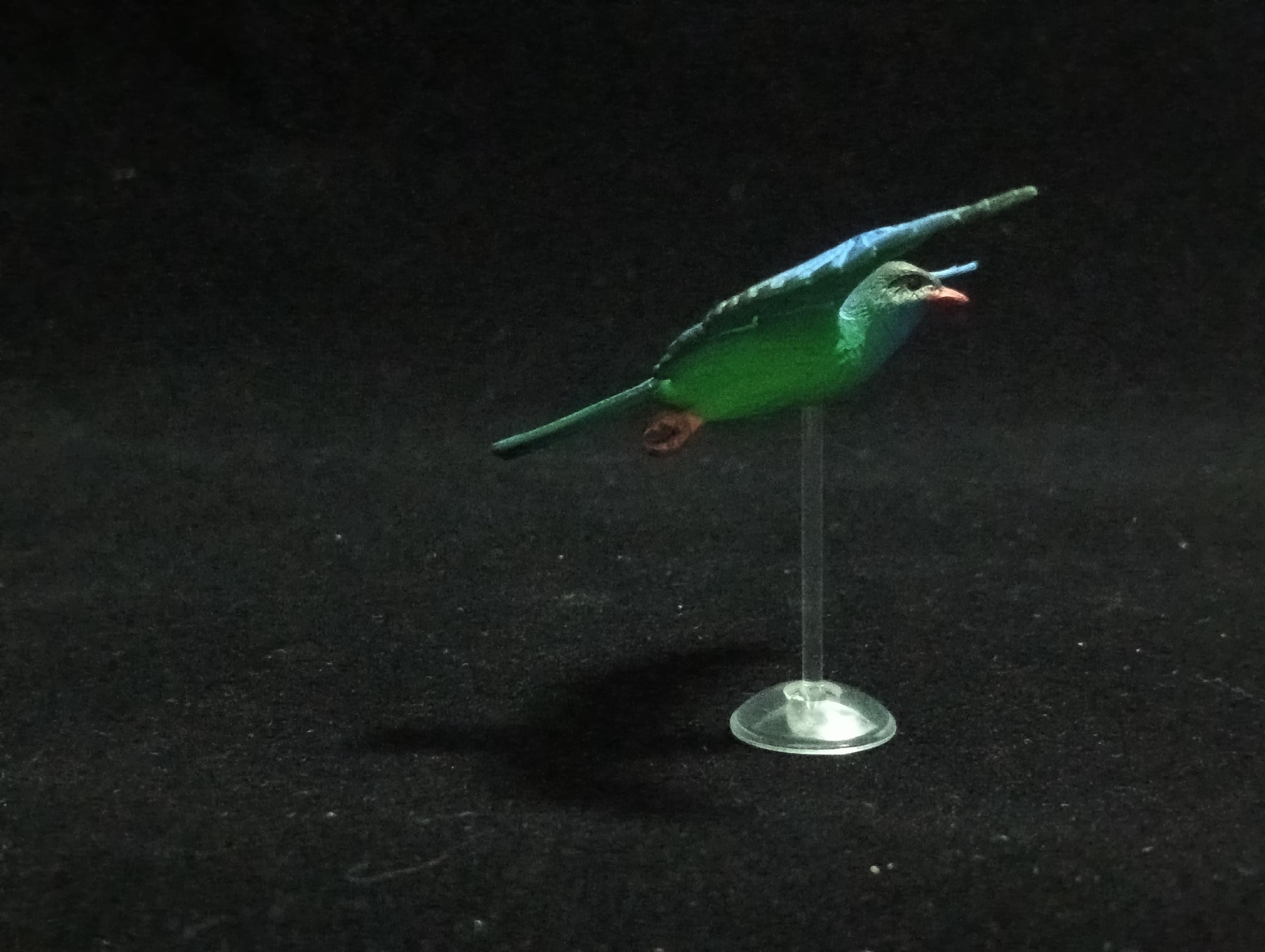 Miniature Long-breasted Carpenter (Collindae) Figurine - New Zealand pigeon Kaiyodo