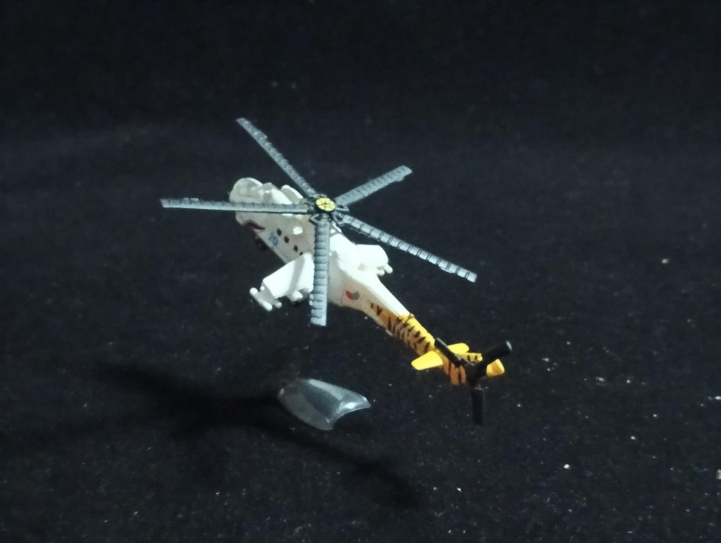 Mil Mi-24 Hind(White) - Furuta Fighter Aircraft Vol.3 No.57