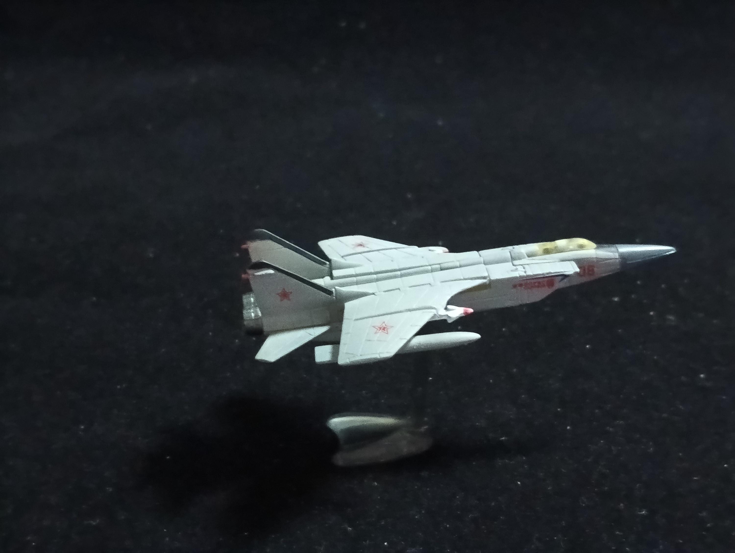 Mikoyan MiG-31 Foxhound - Furuta Fighter Aircraft Vol.3 No.43