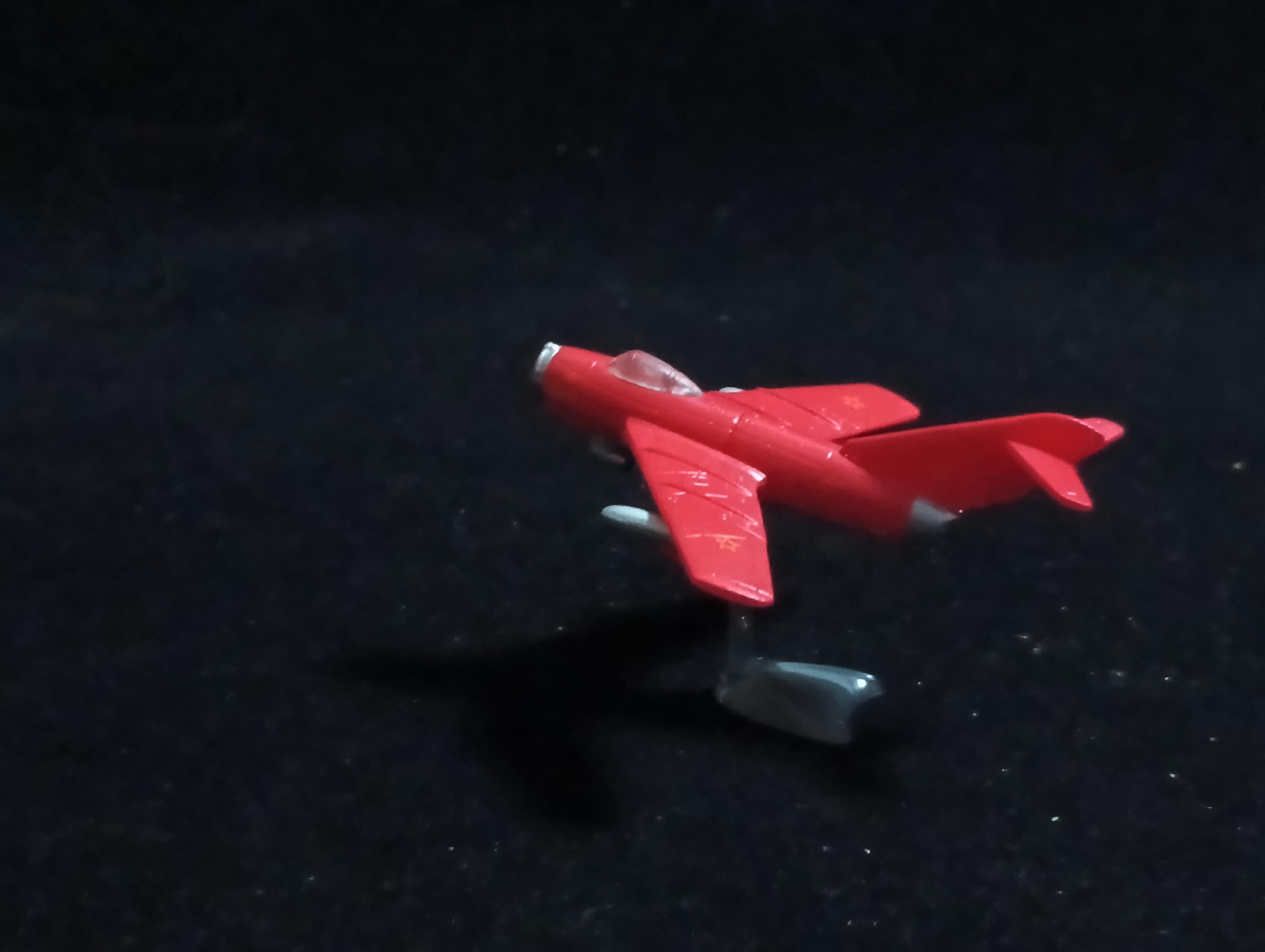 Mikoyan MiG-15 (Red)- Furuta Fighter Aircraft Vol.3 No.50