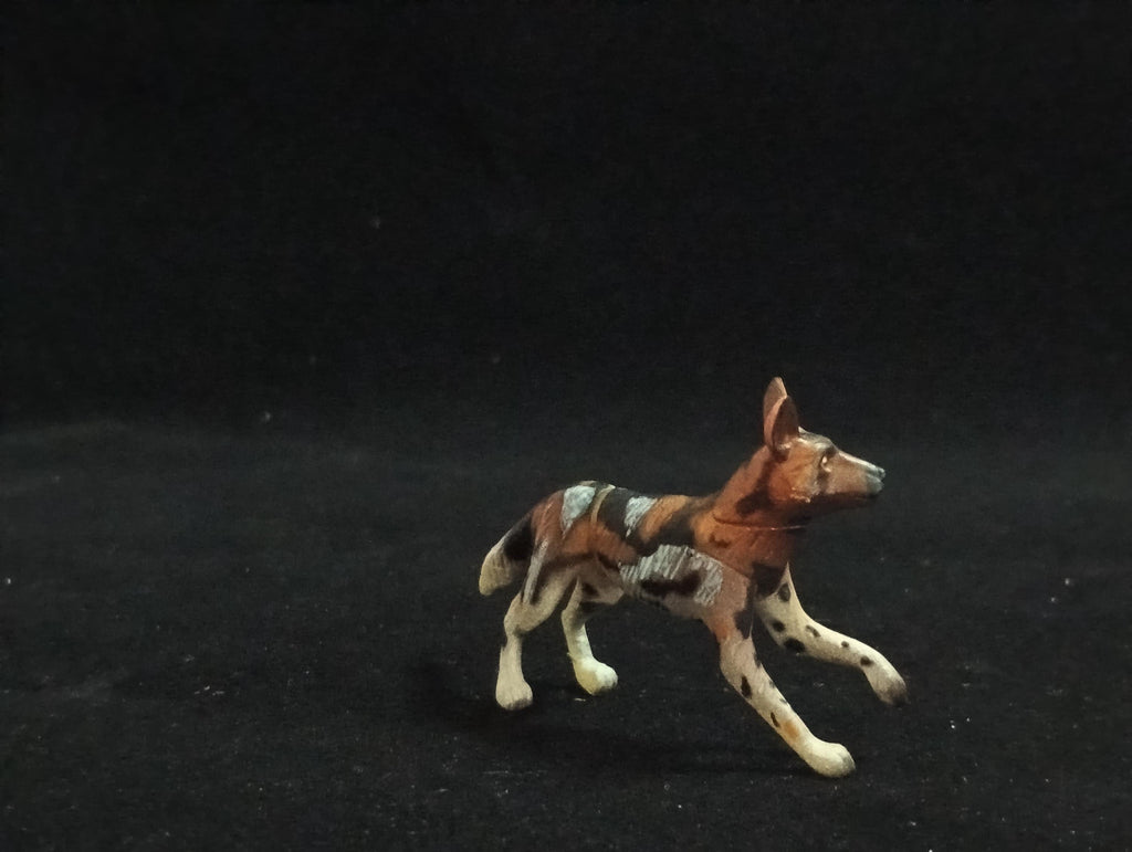 Miniature African wild dog Figurine - Furuta