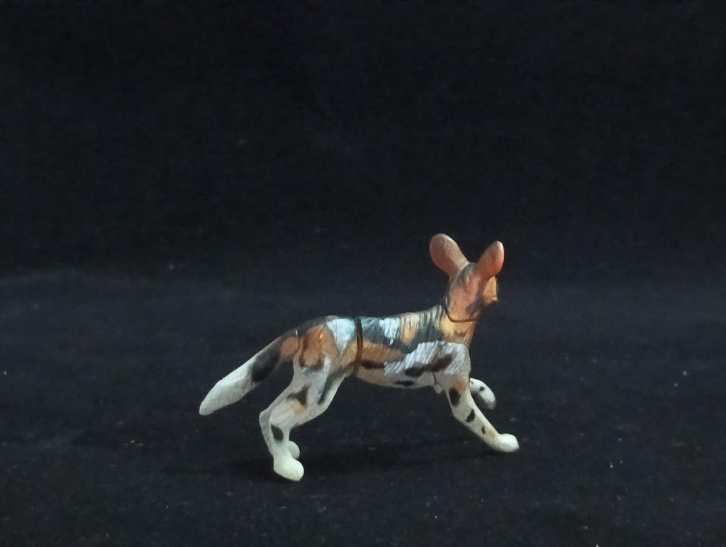Miniature African wild dog Figurine - Furuta