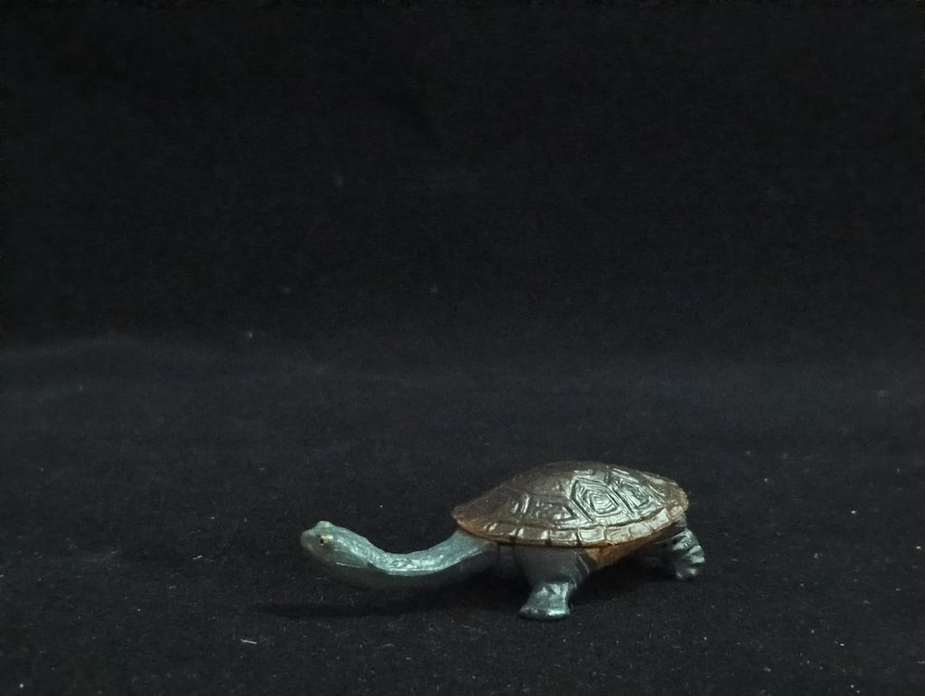 Miniature Long-necked turtle Figurine - Furuta