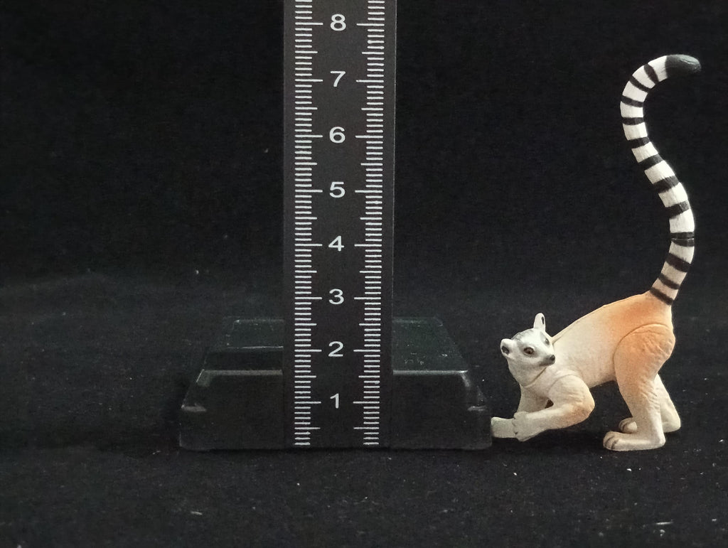 Miniature Ring-tailed Lemur Figurine - Furuta