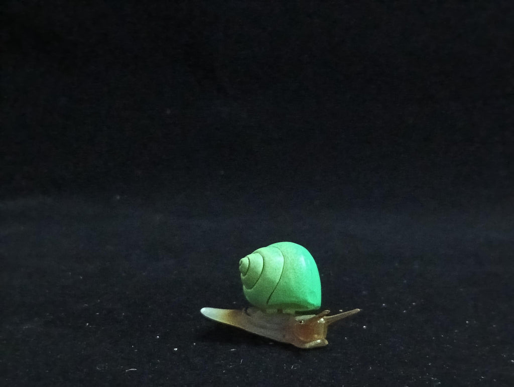 Miniature Green-spotted snail Figurine - Furuta