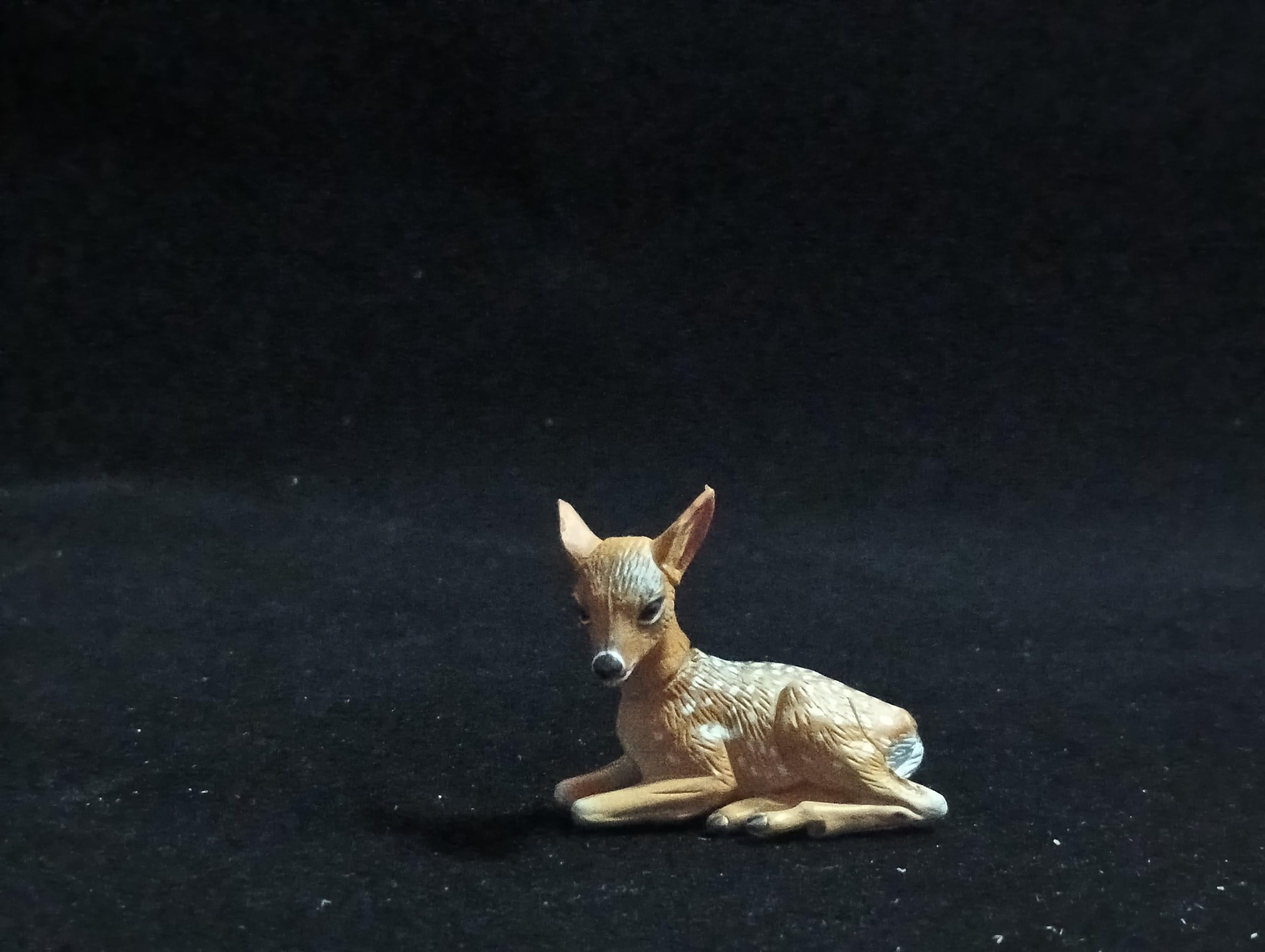 Miniature Japanese deer fawn Figurine - Furuta