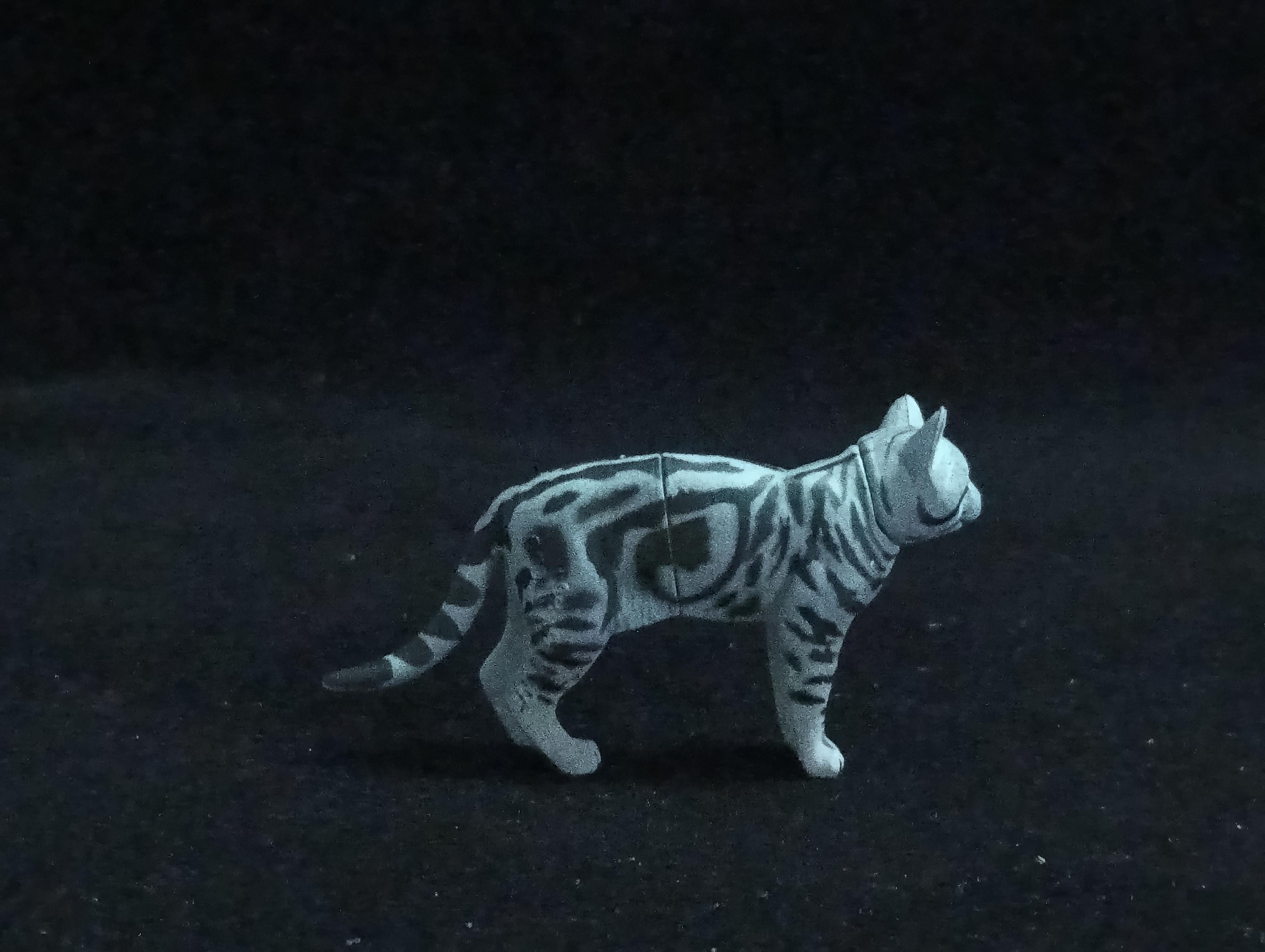 Miniature American Shorthair cat Figurine - Furuta