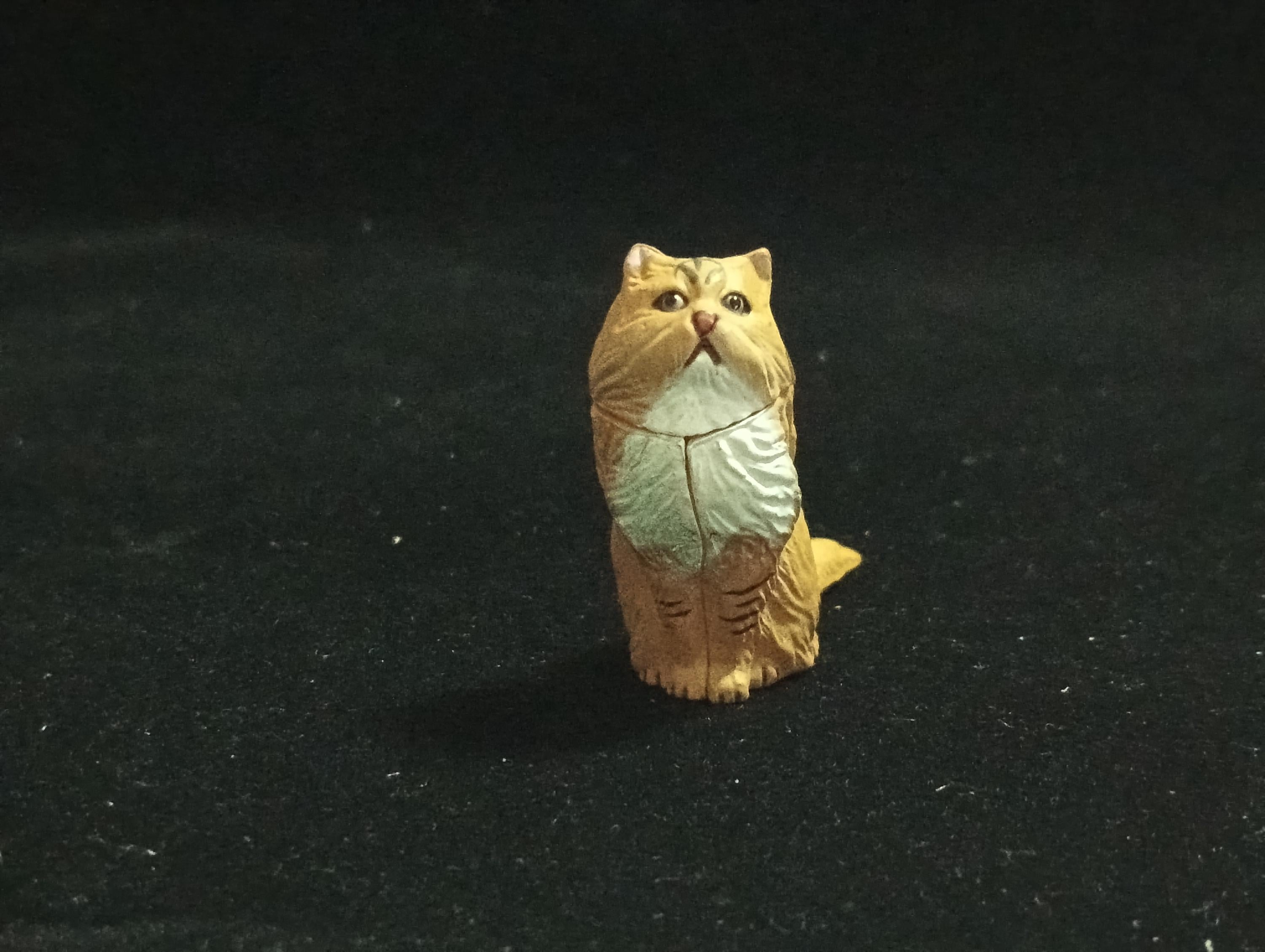 Miniature Persian Cat(Brown) Figurine - Furuta