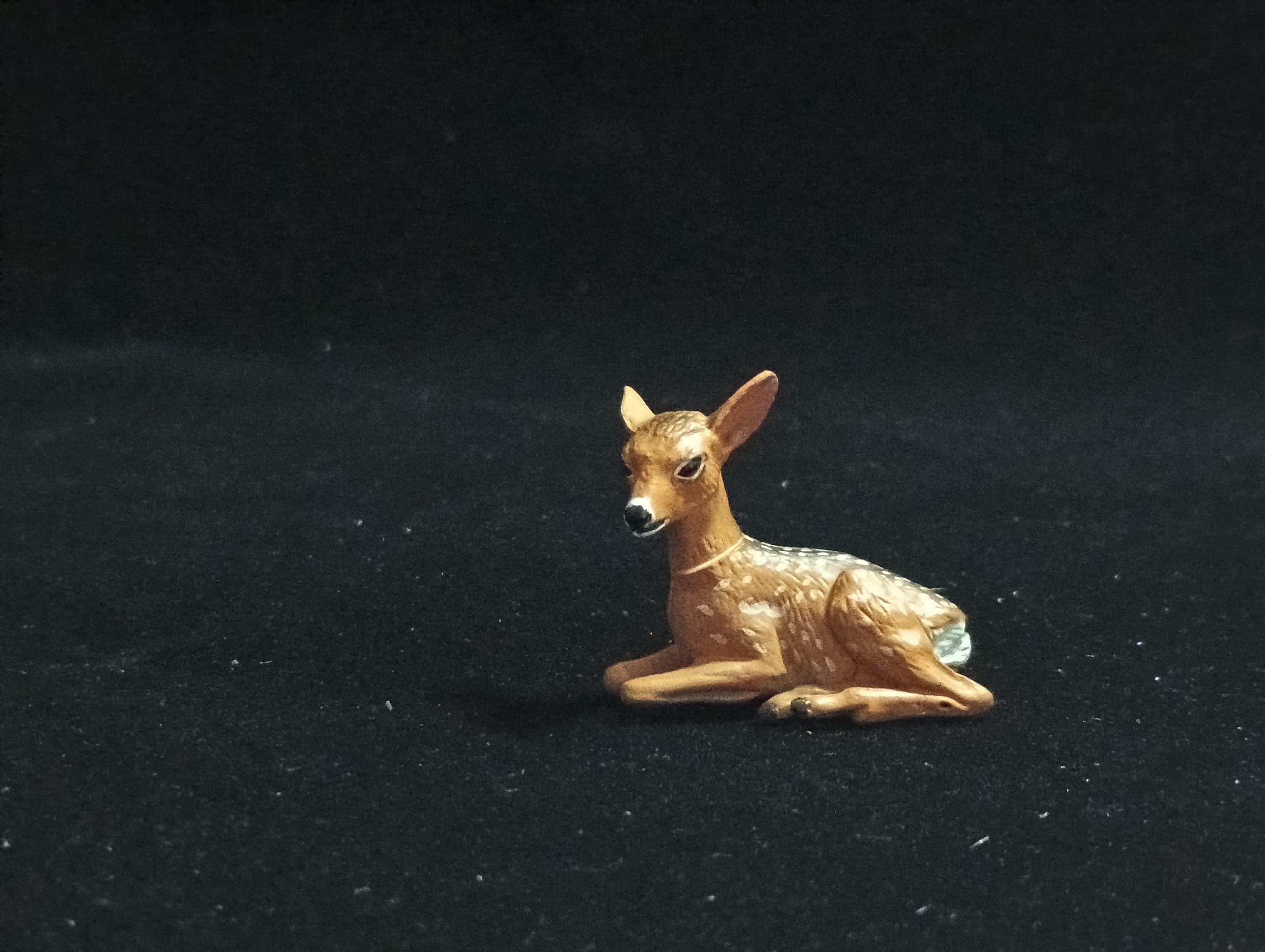 Miniature Honshu deer (calf) Figurine - Furuta