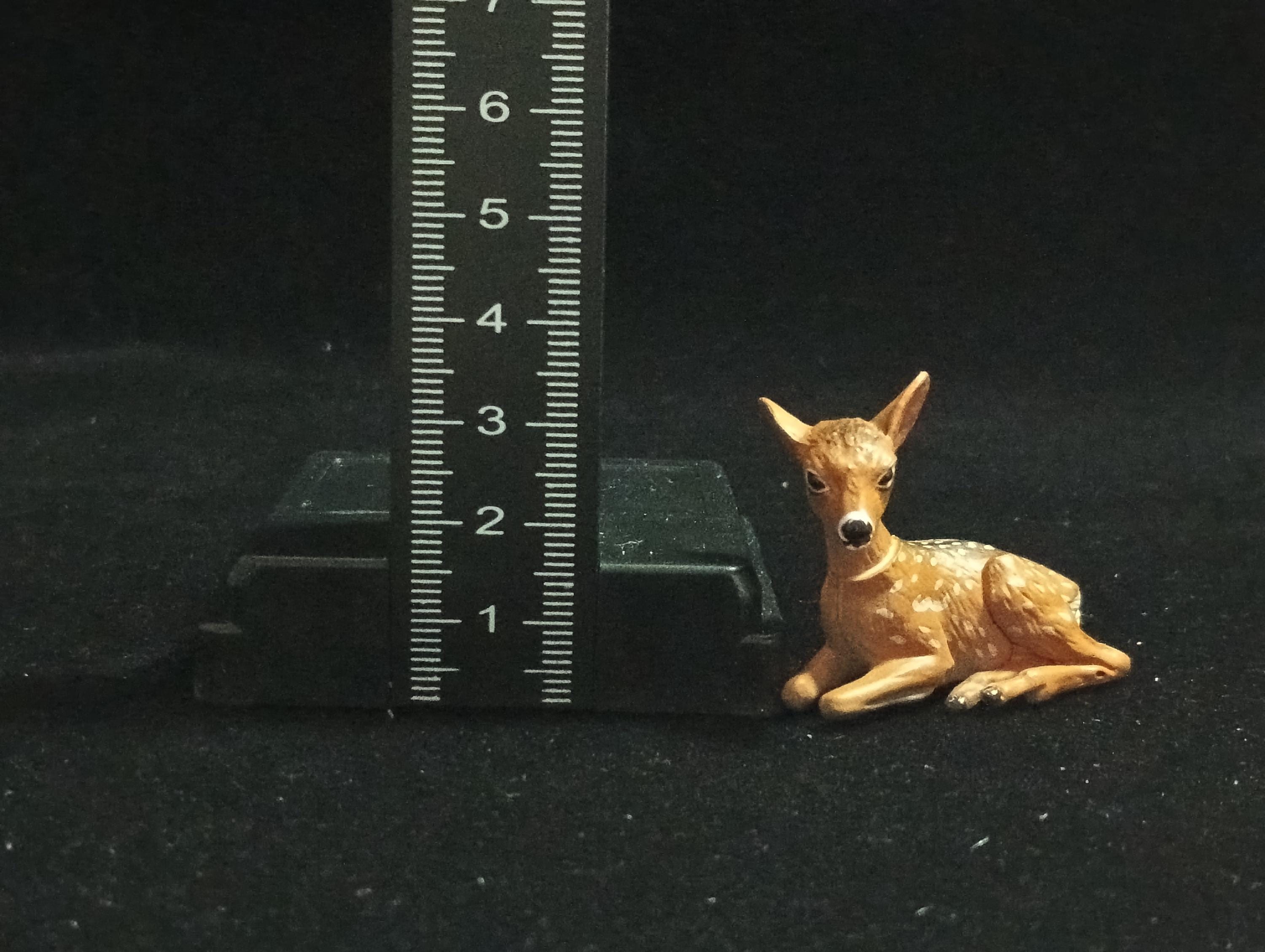 Miniature Honshu deer (calf) Figurine - Furuta