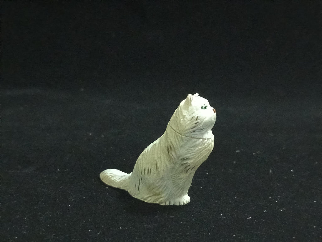 Miniature Persian Cat(White) Figurine - Furuta