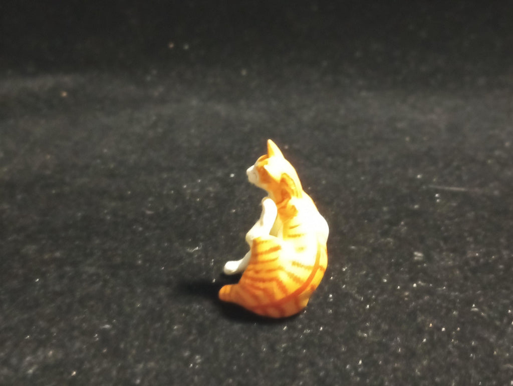 Kaiyodo Animatales Choco Q Amazing Animals Japanese Cat Calico Figure A