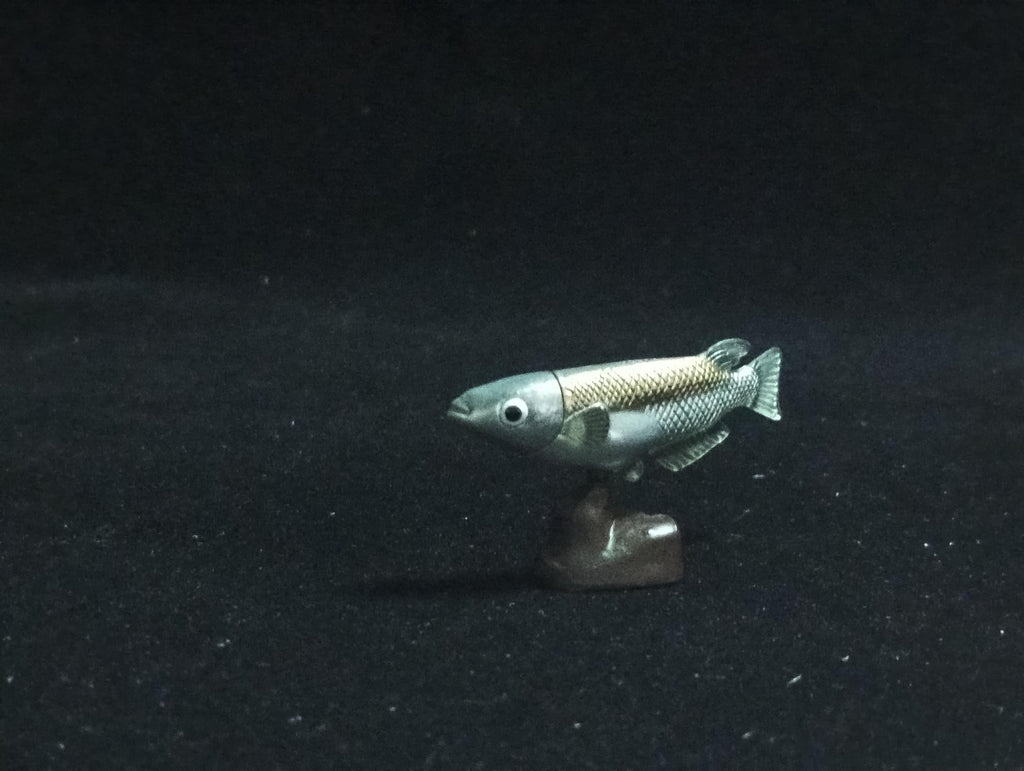 Miniature Western Honshu killifish (medaka) Figurine - Furuta