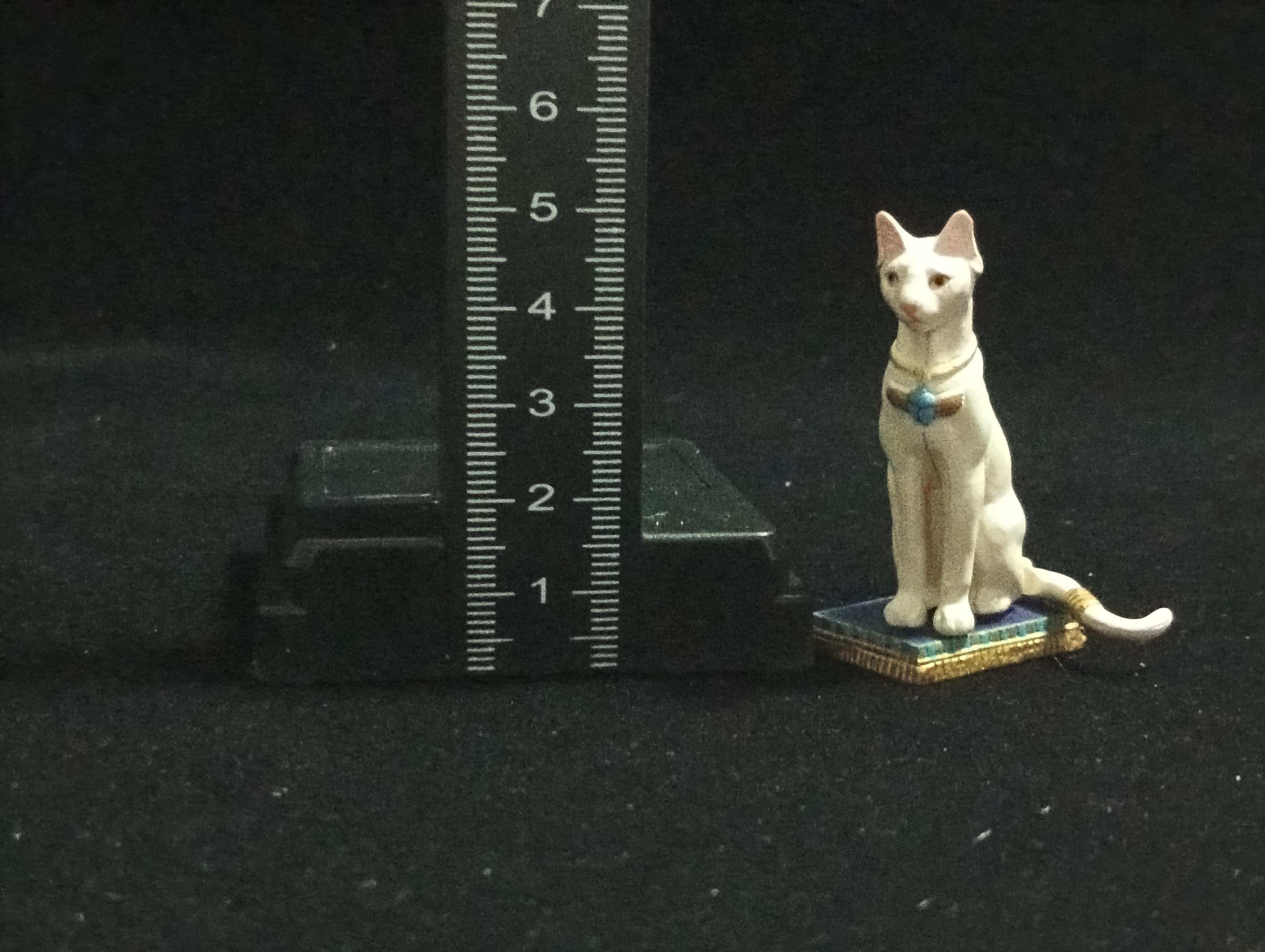 Miniature Egyptian Cat SP White Figurine - Furuta