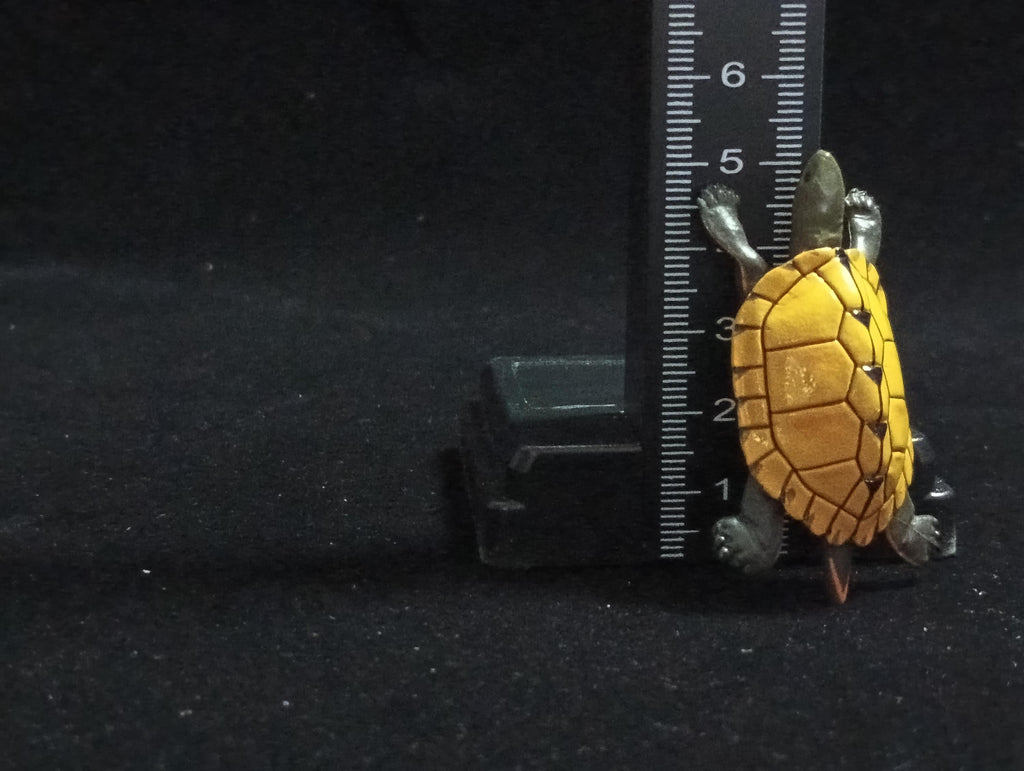 Miniature Japanese Sea Turtle Figurine - Furuta