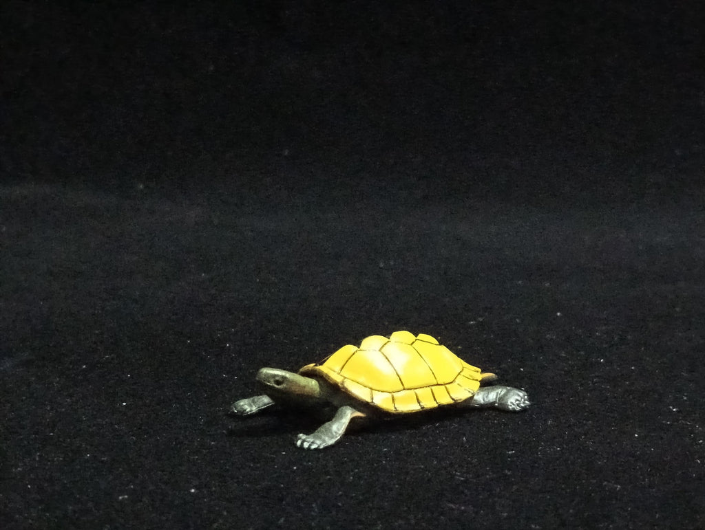 Miniature Japanese Sea Turtle Figurine - Furuta